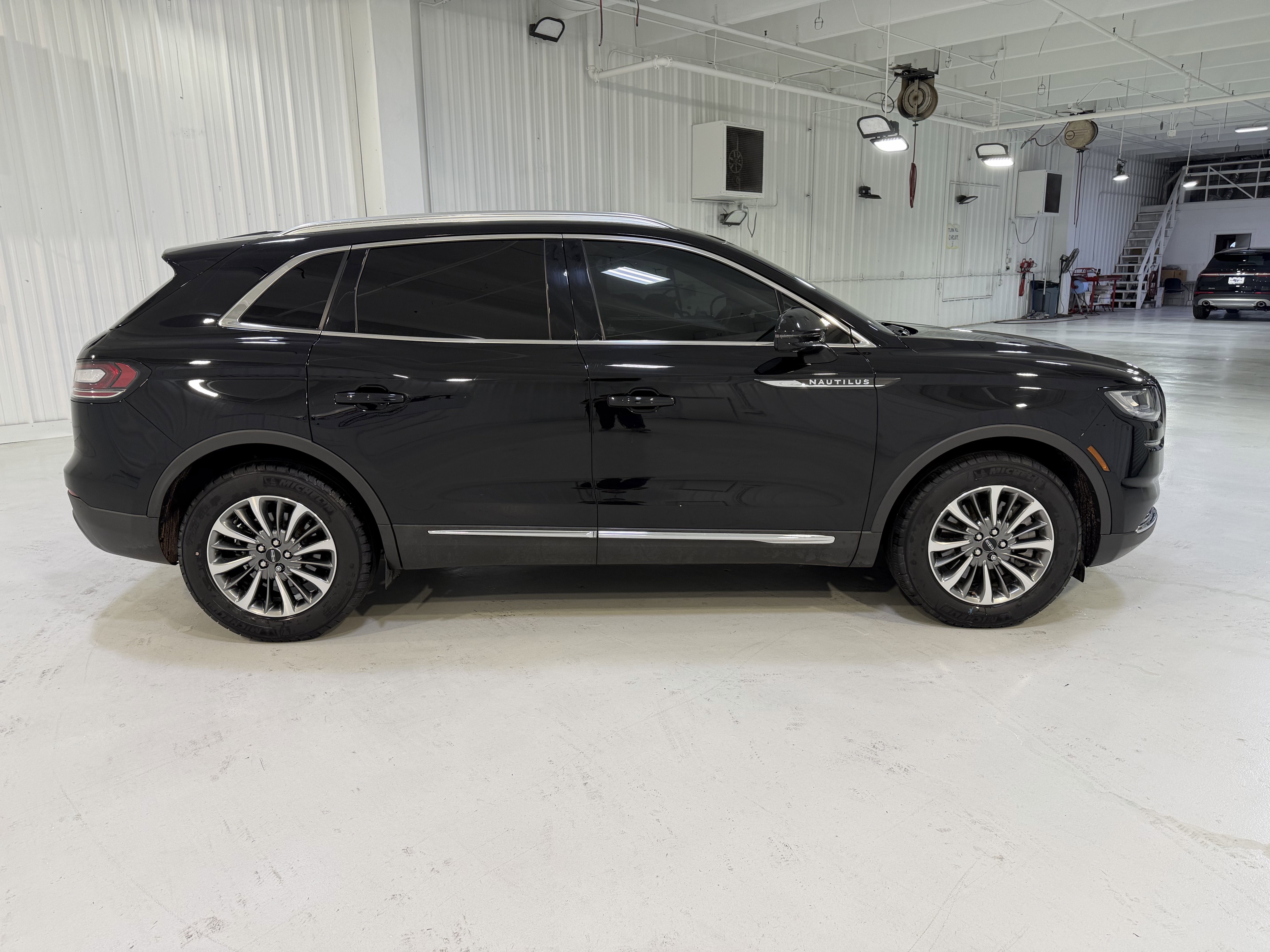 2023 Lincoln Nautilus Standard