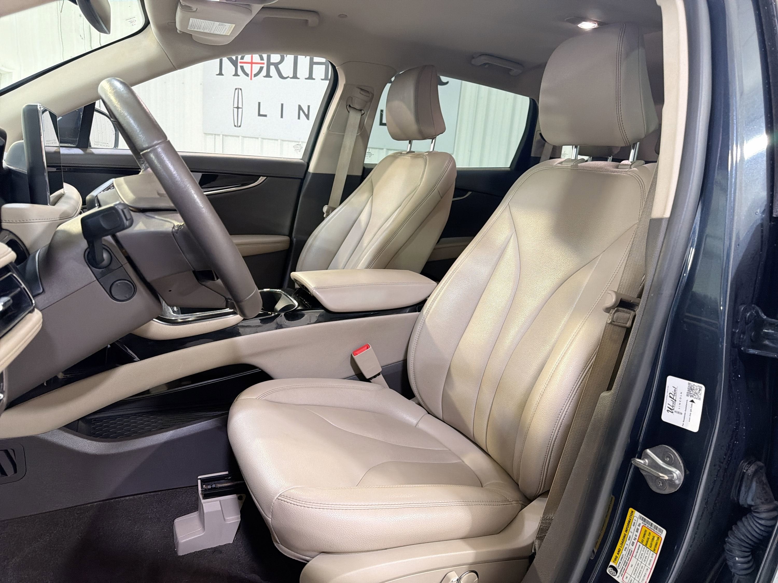 2023 Lincoln Nautilus Standard