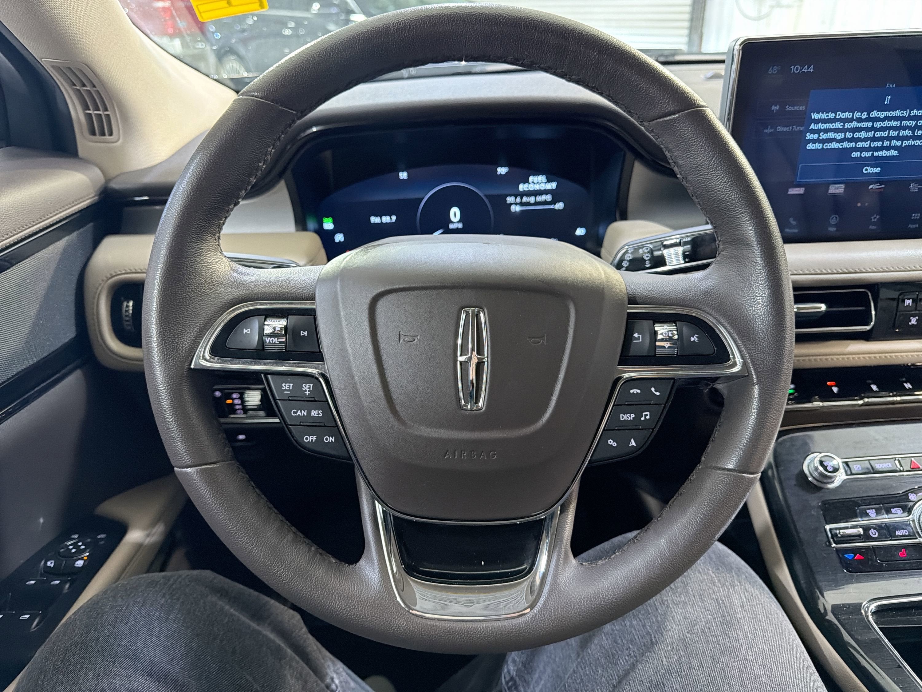 2023 Lincoln Nautilus Standard