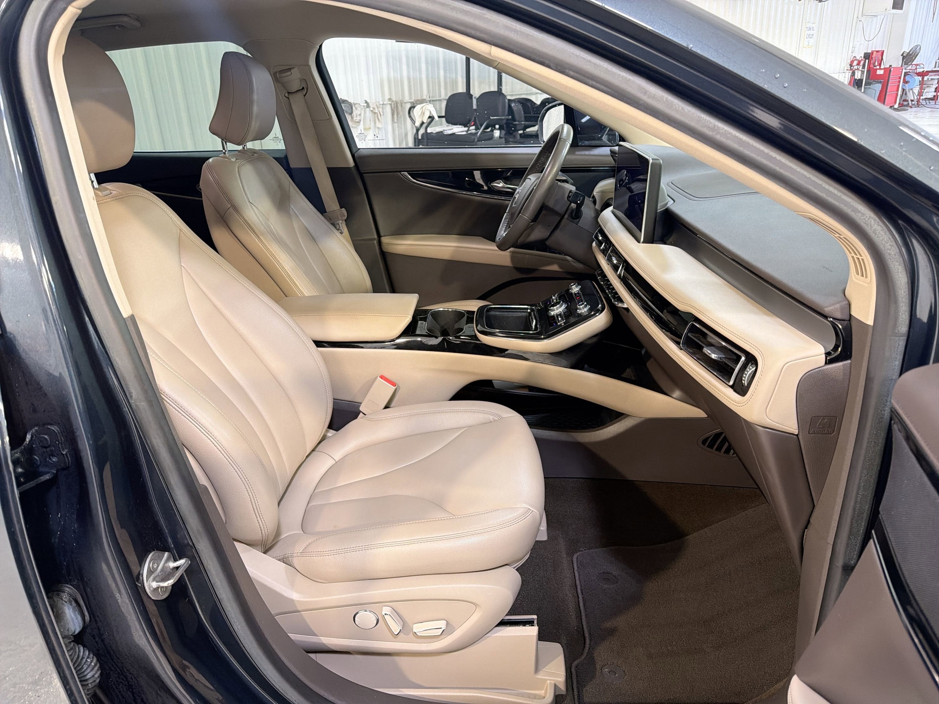 2023 Lincoln Nautilus Standard