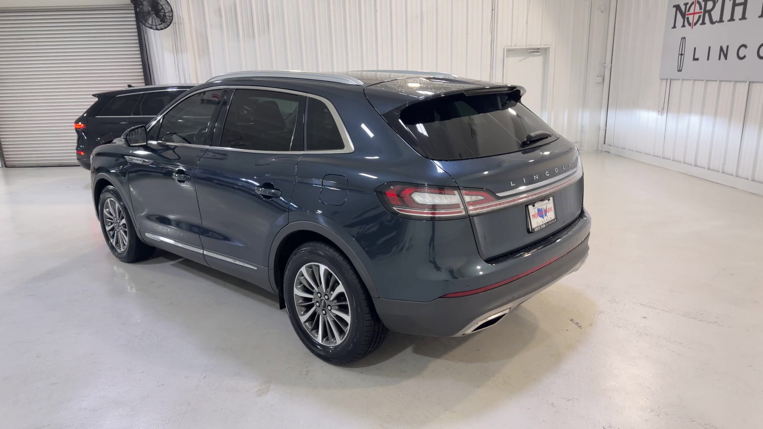2023 Lincoln Nautilus Standard