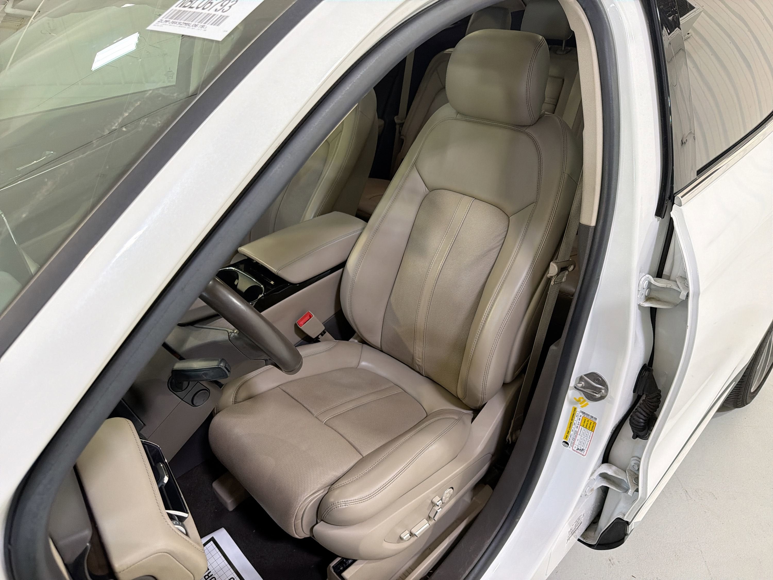 2021 Lincoln Nautilus Reserve