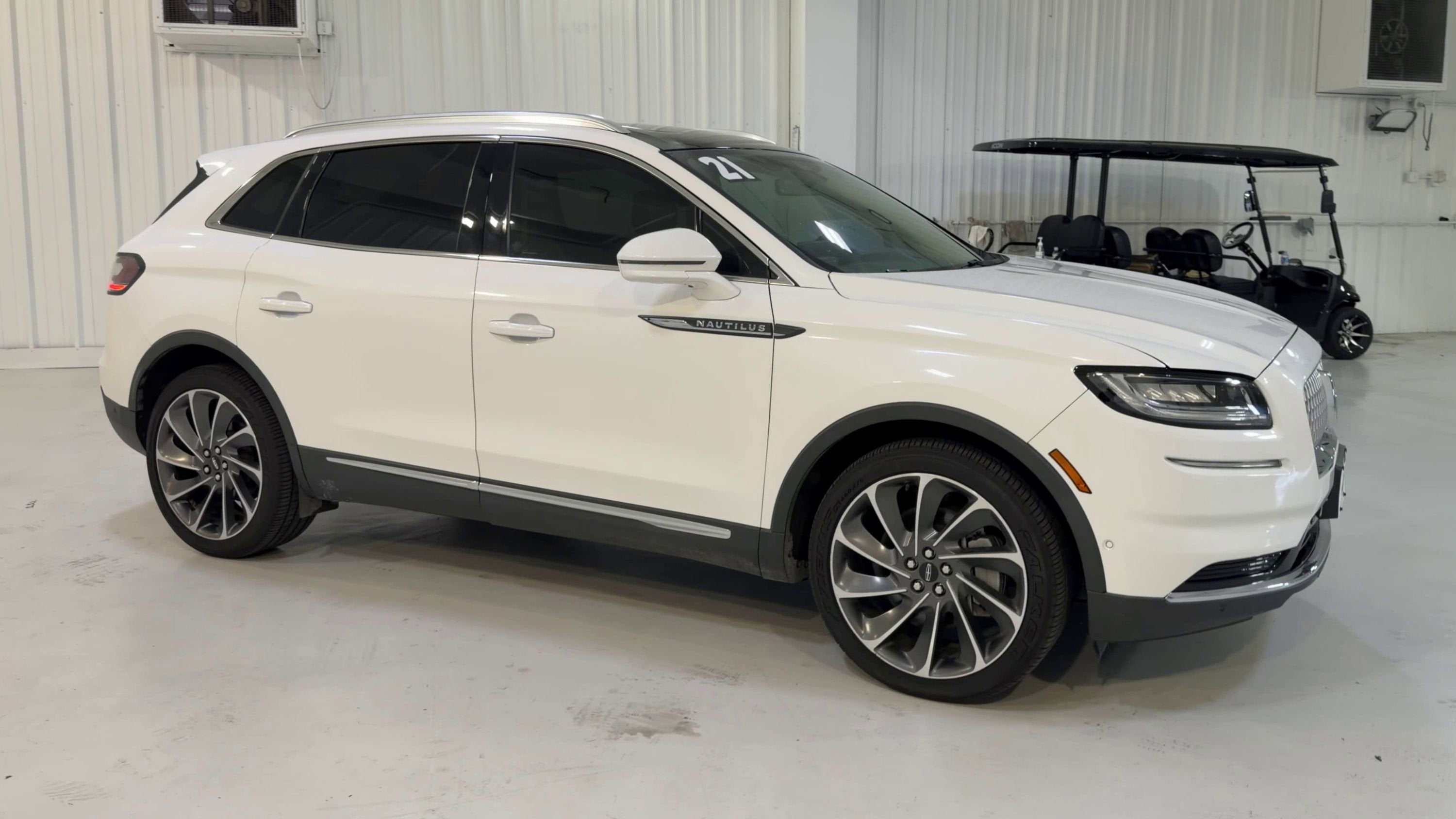 2021 Lincoln Nautilus Reserve