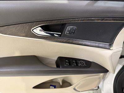 2019 Lincoln Nautilus Select