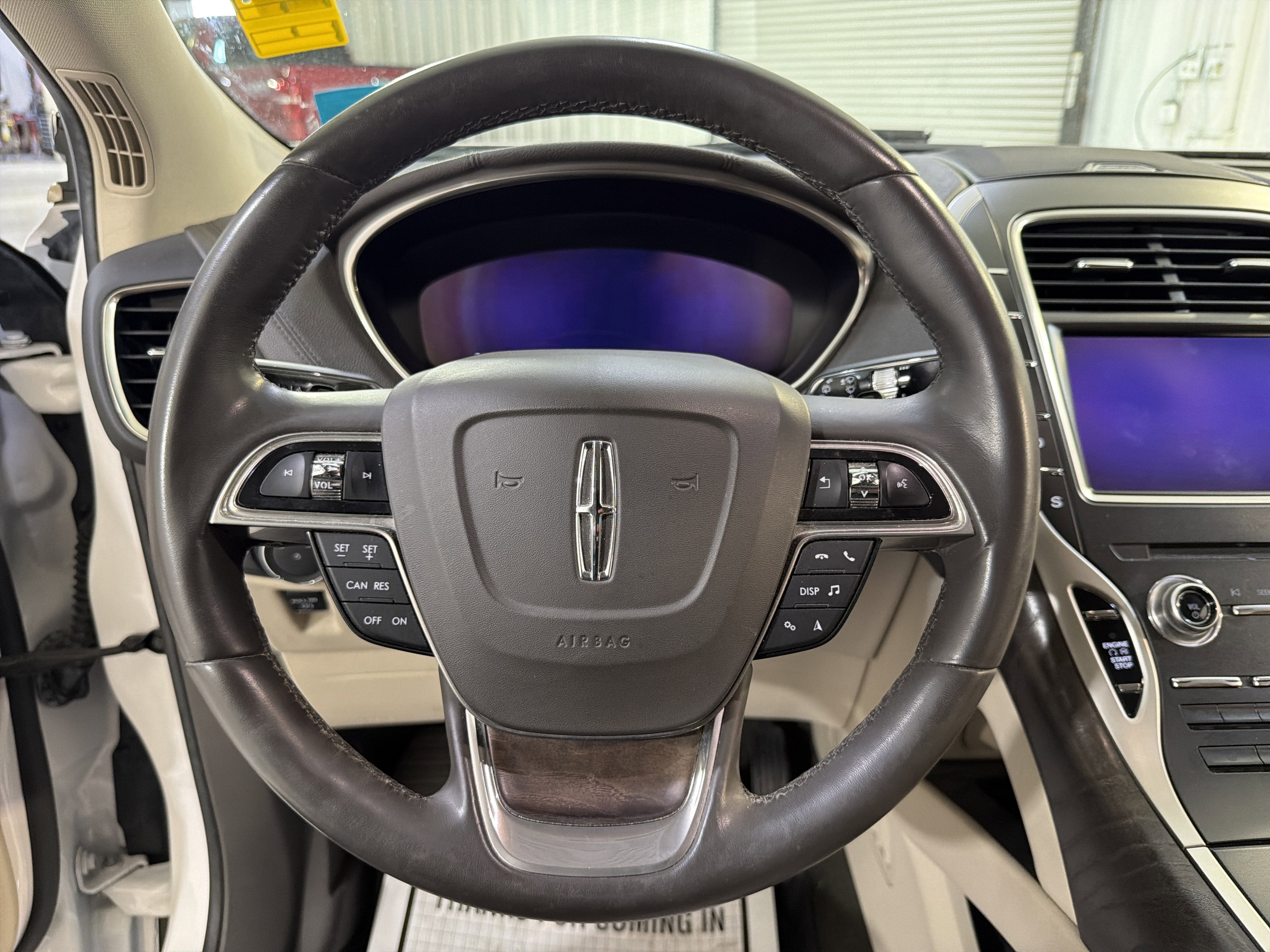 2019 Lincoln Nautilus Select