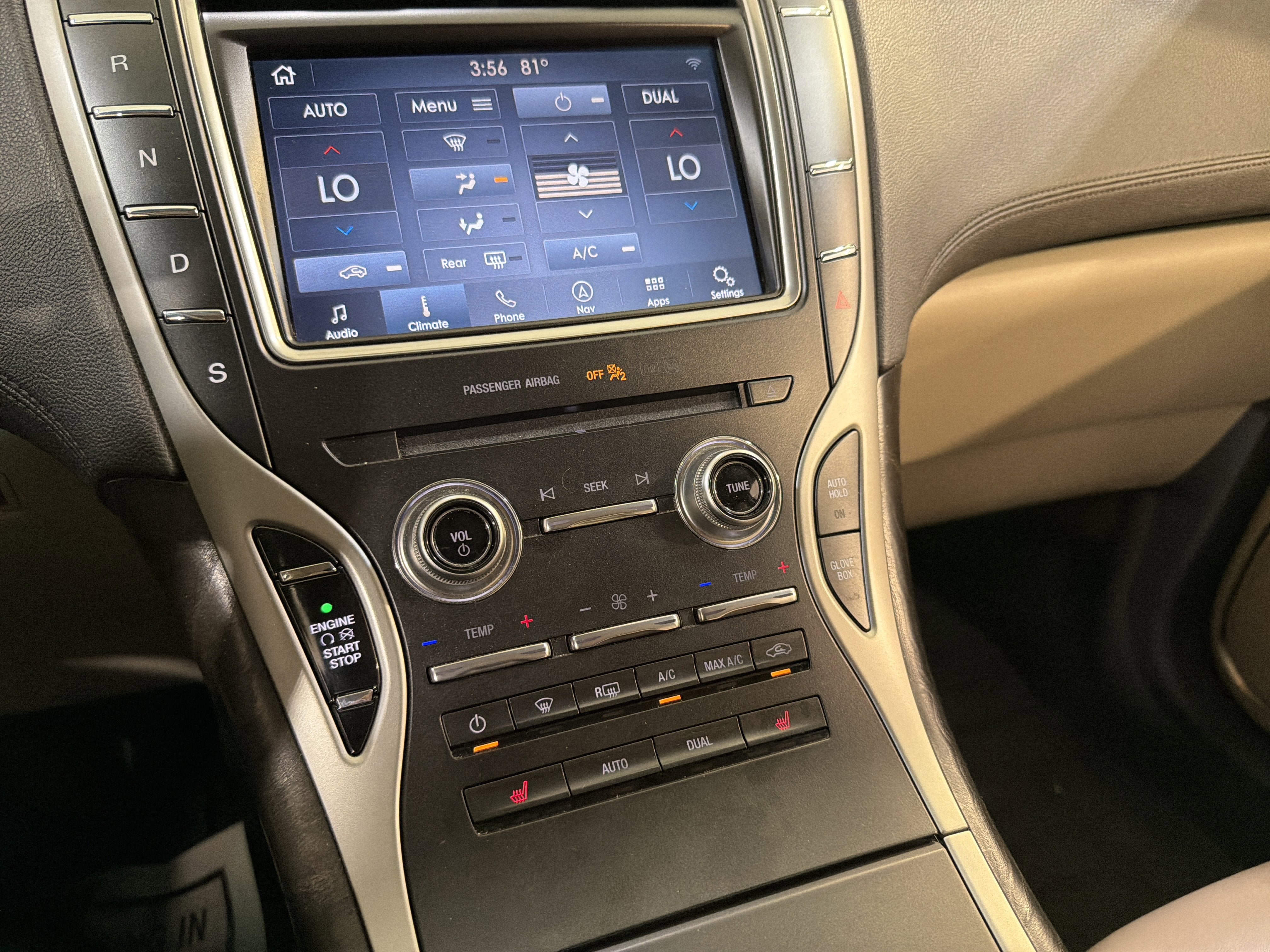 2019 Lincoln Nautilus Select