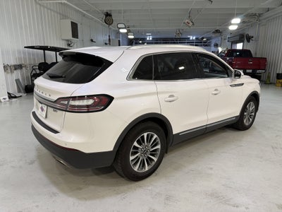 2019 Lincoln Nautilus Select