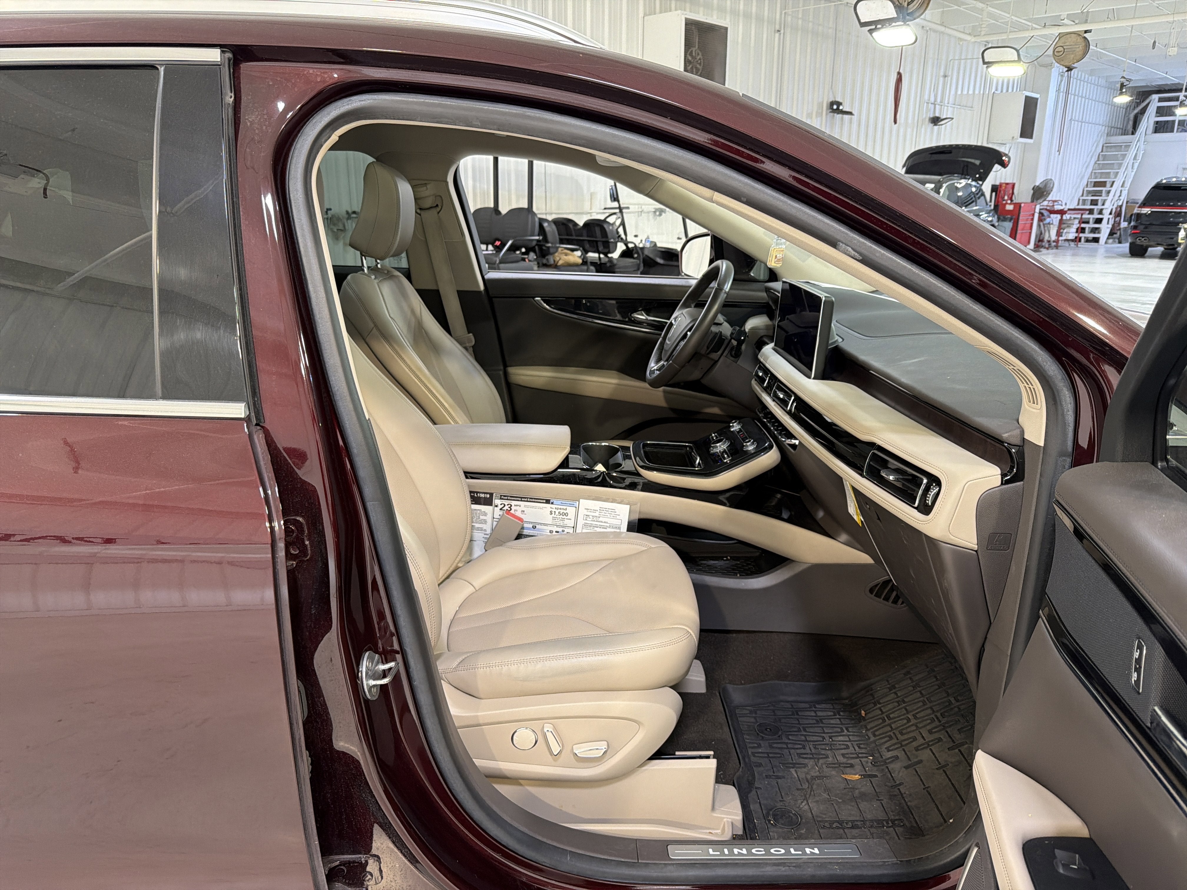 2023 Lincoln Nautilus Reserve