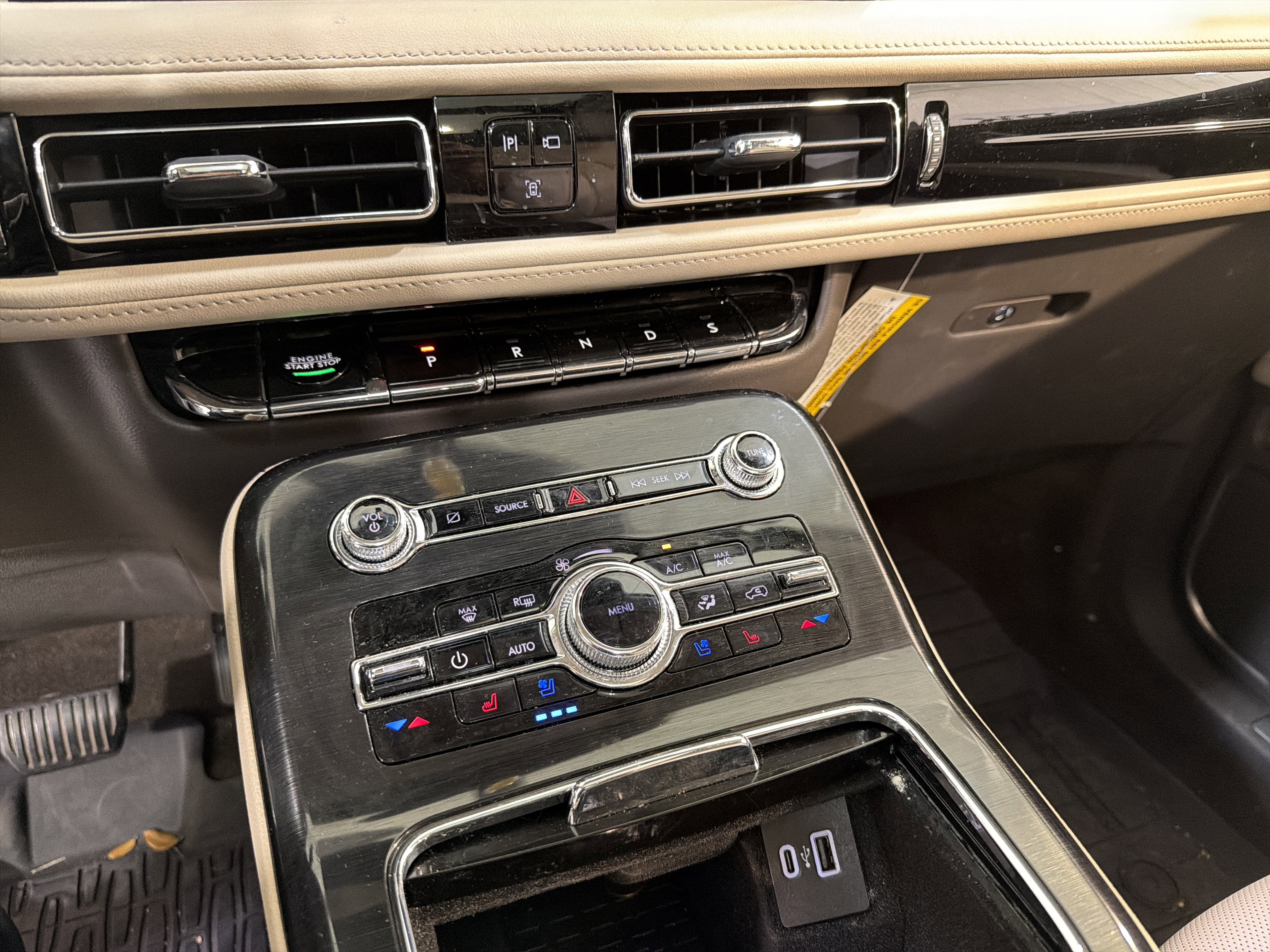 2023 Lincoln Nautilus Reserve