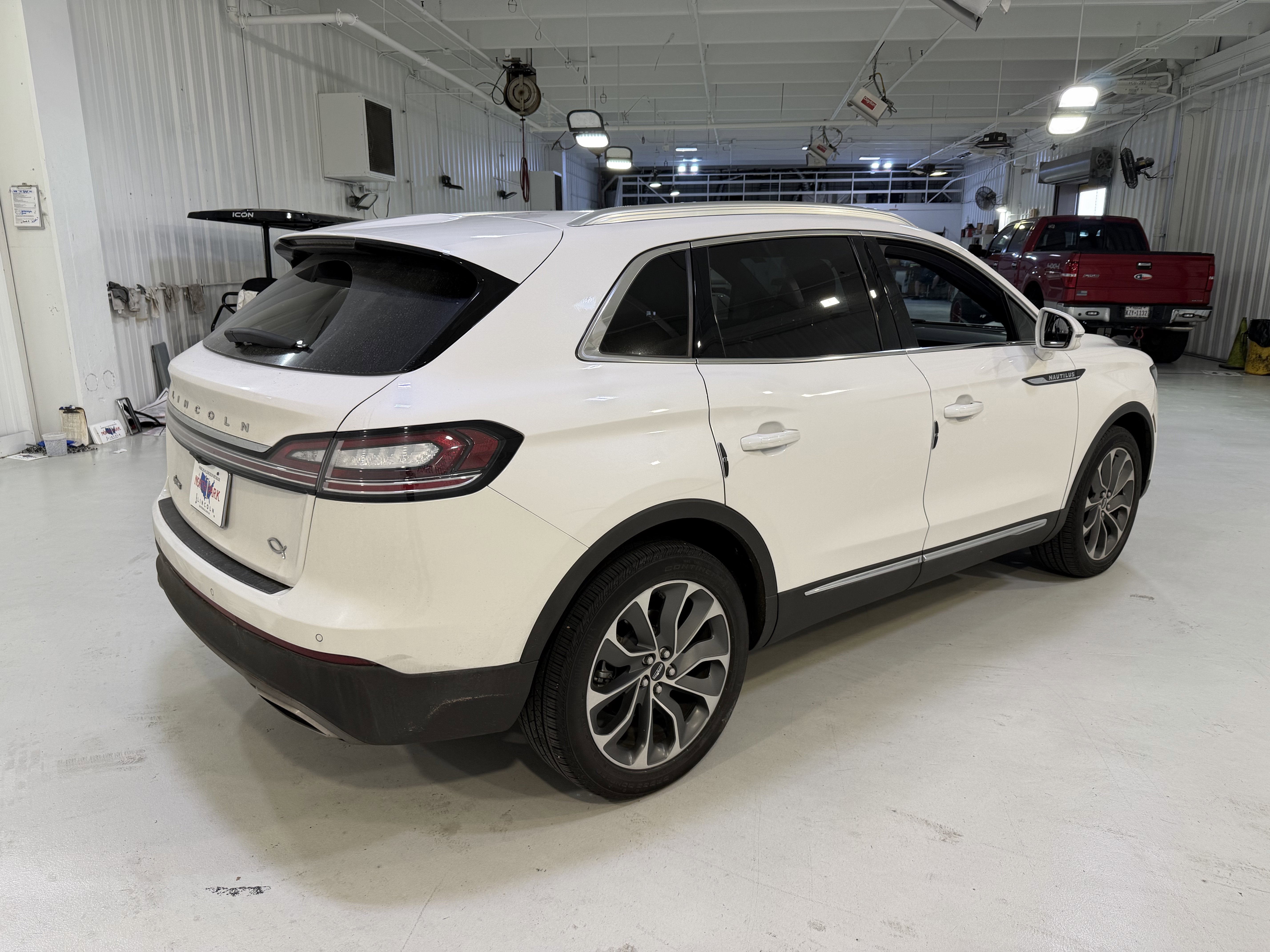 2023 Lincoln Nautilus Reserve