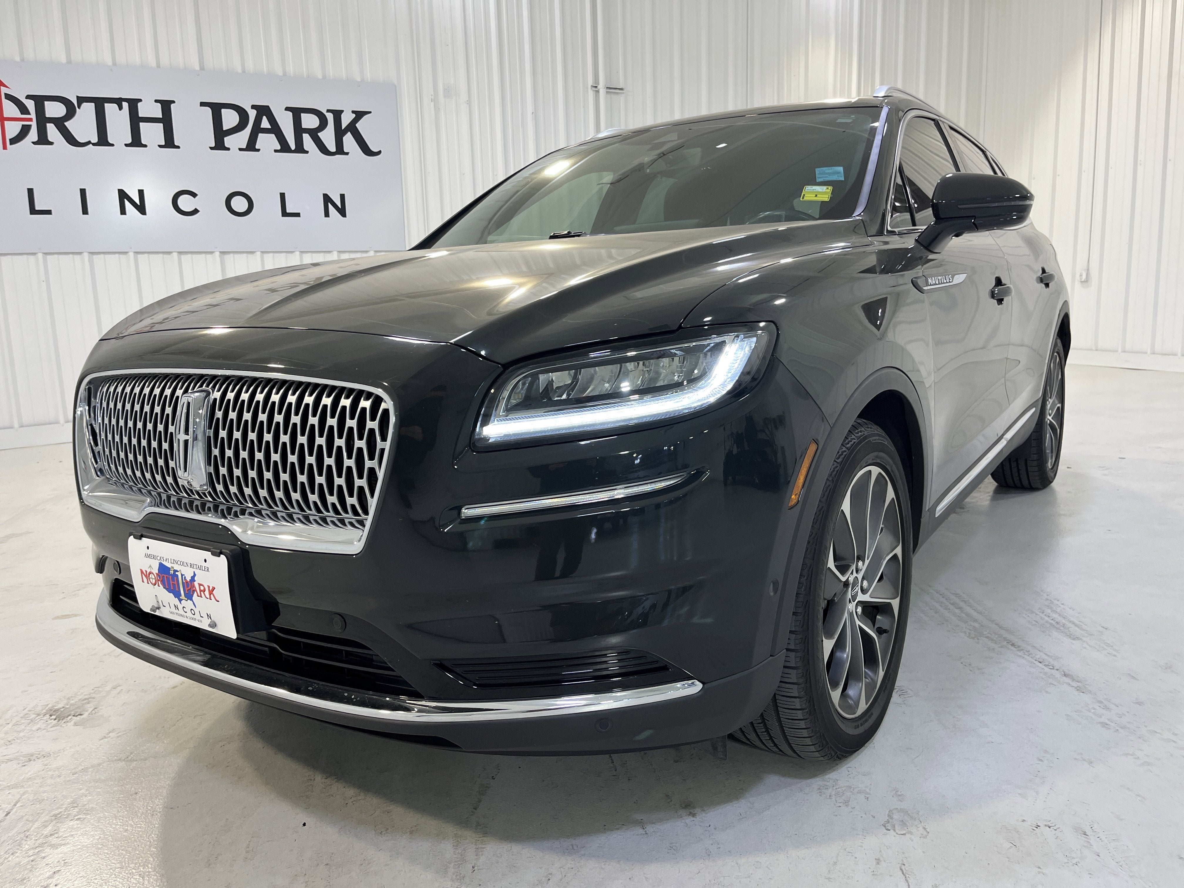 2022 Lincoln Nautilus Reserve