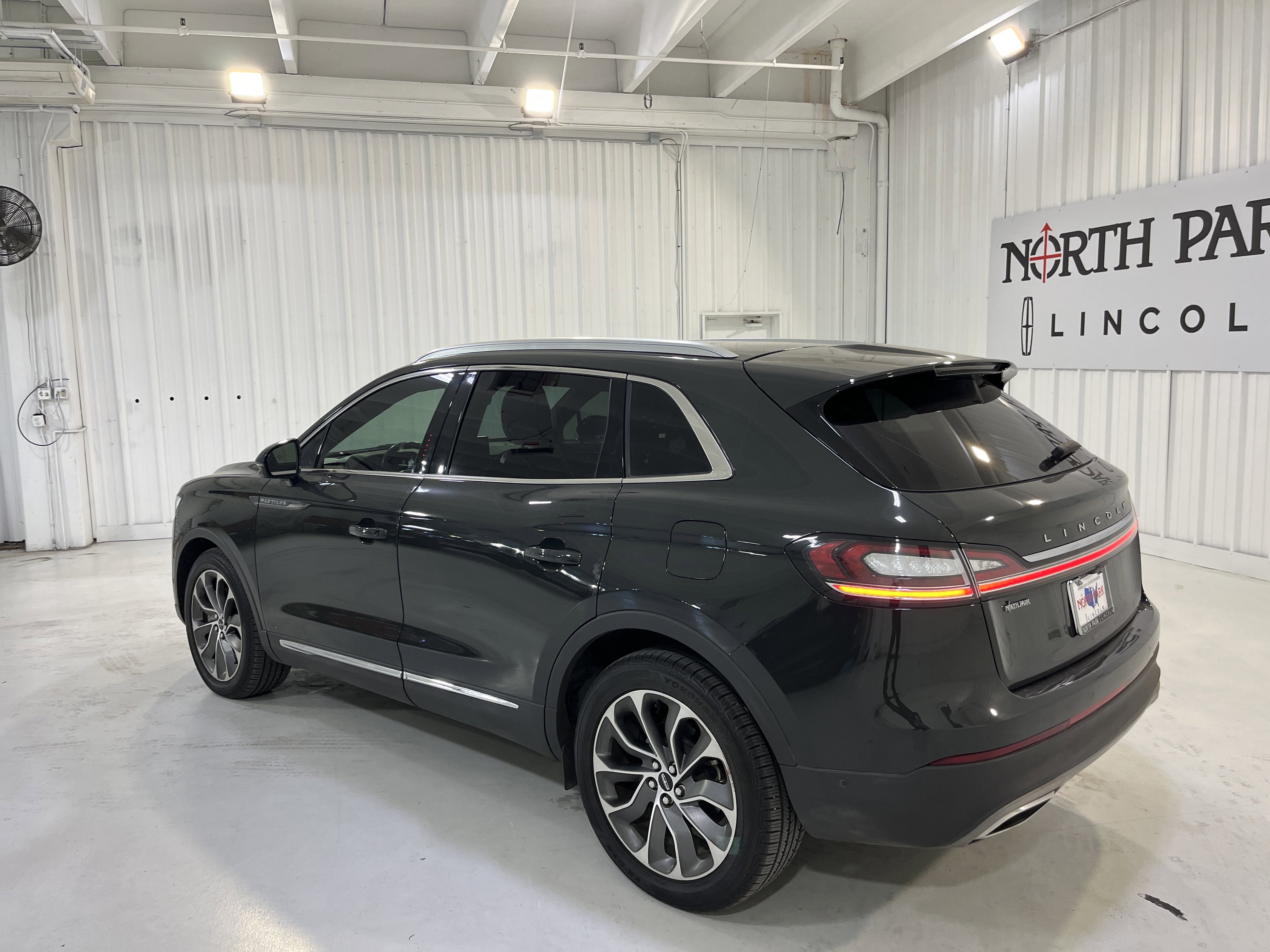 2022 Lincoln Nautilus Reserve