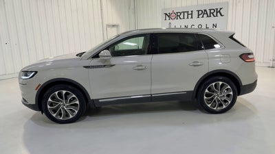 2022 Lincoln Nautilus Reserve