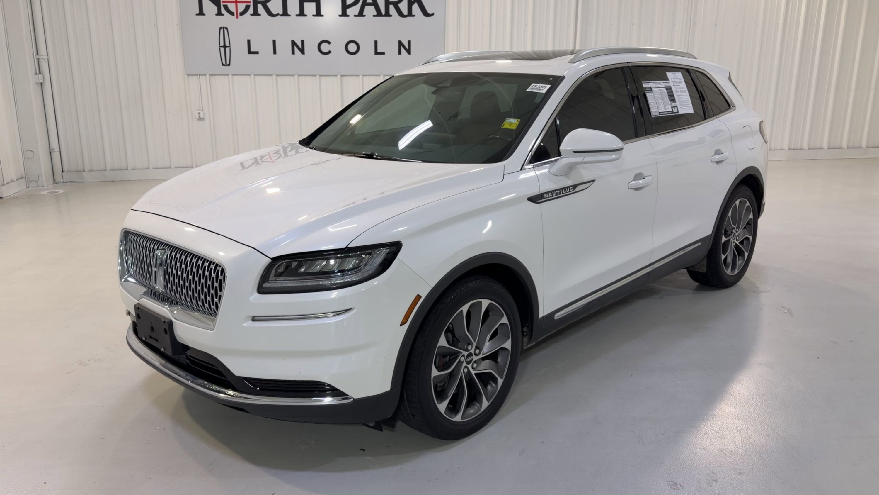 2023 Lincoln Nautilus Reserve