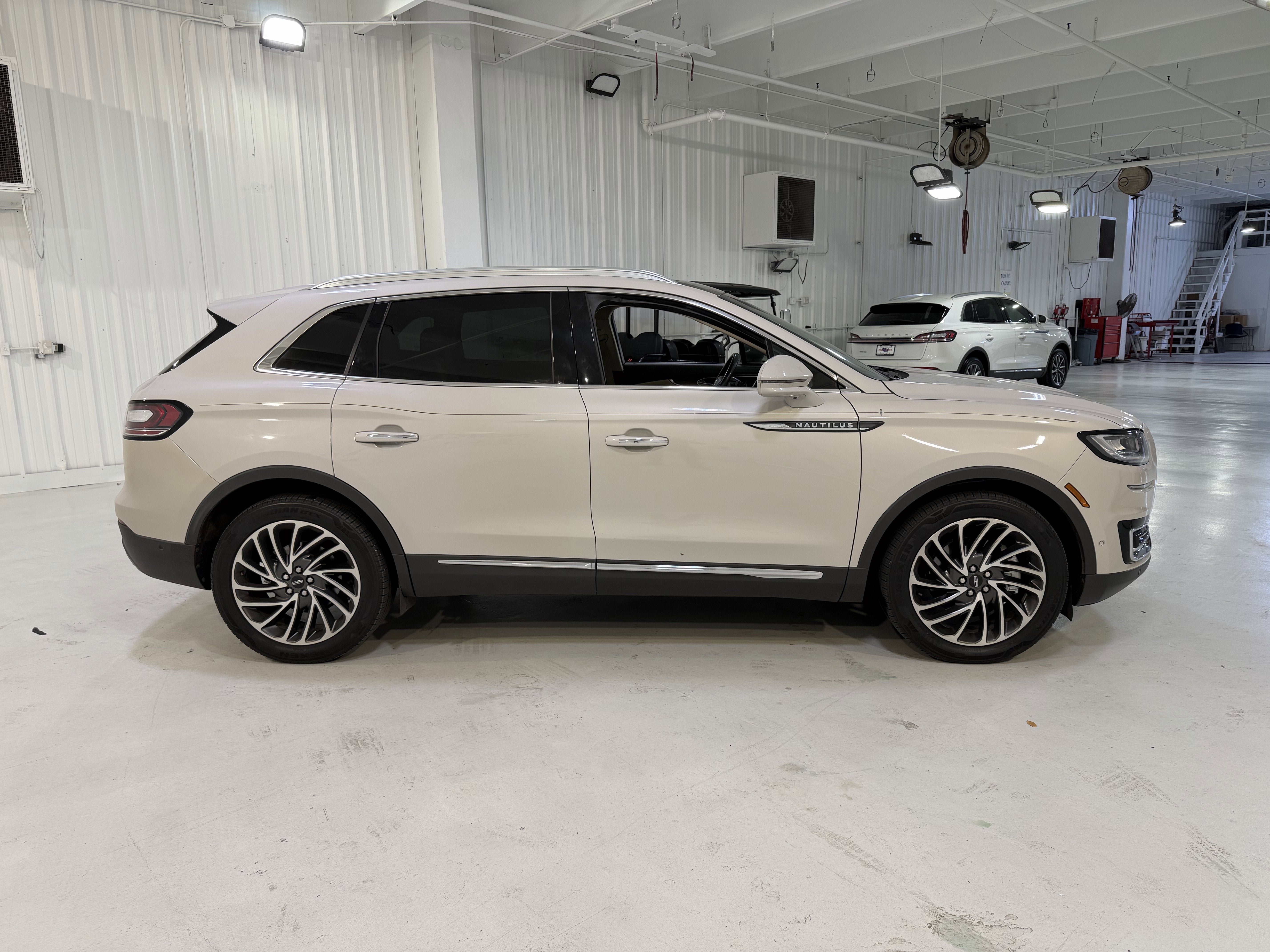 2020 Lincoln Nautilus Reserve