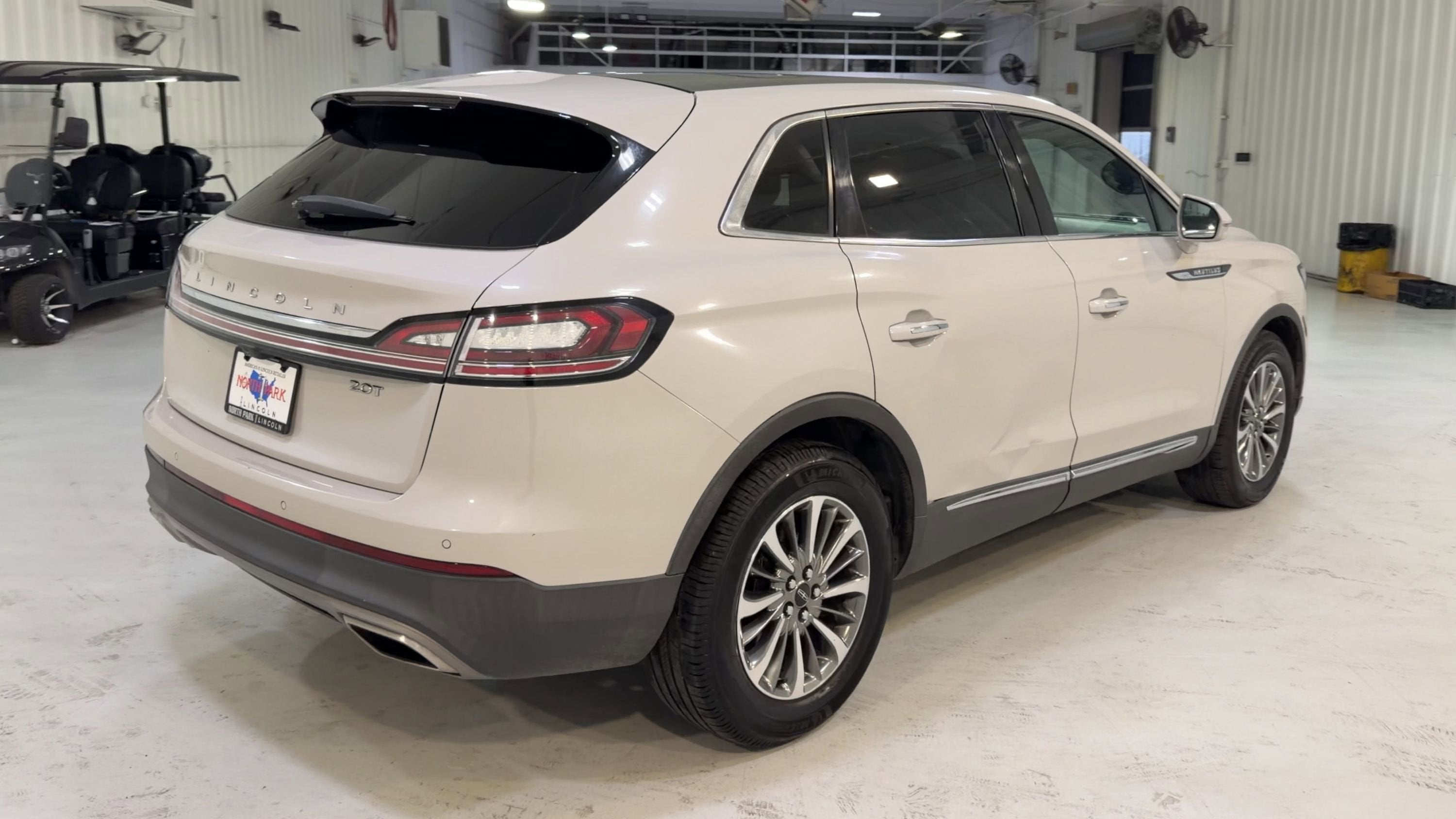 2020 Lincoln Nautilus Reserve