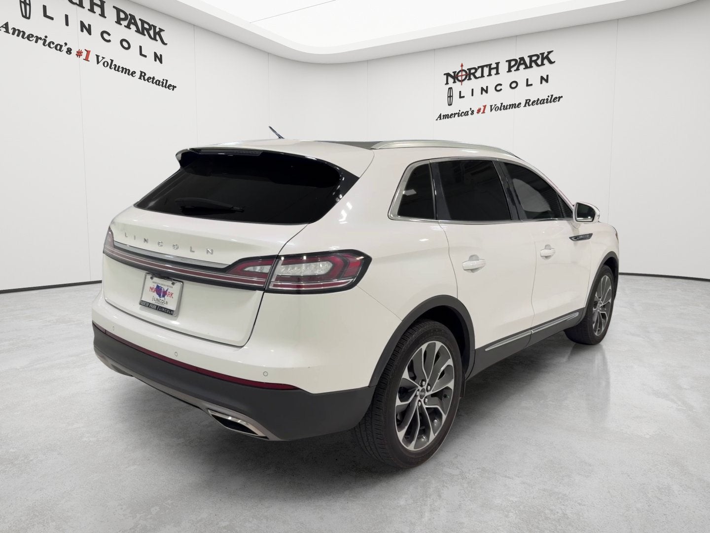 2022 Lincoln Nautilus Reserve