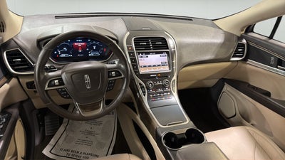 2019 Lincoln Nautilus Select
