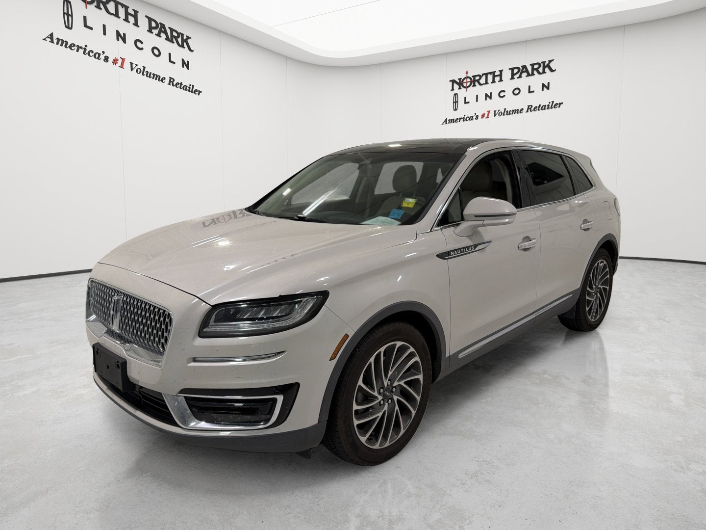 2019 Lincoln Nautilus Reserve