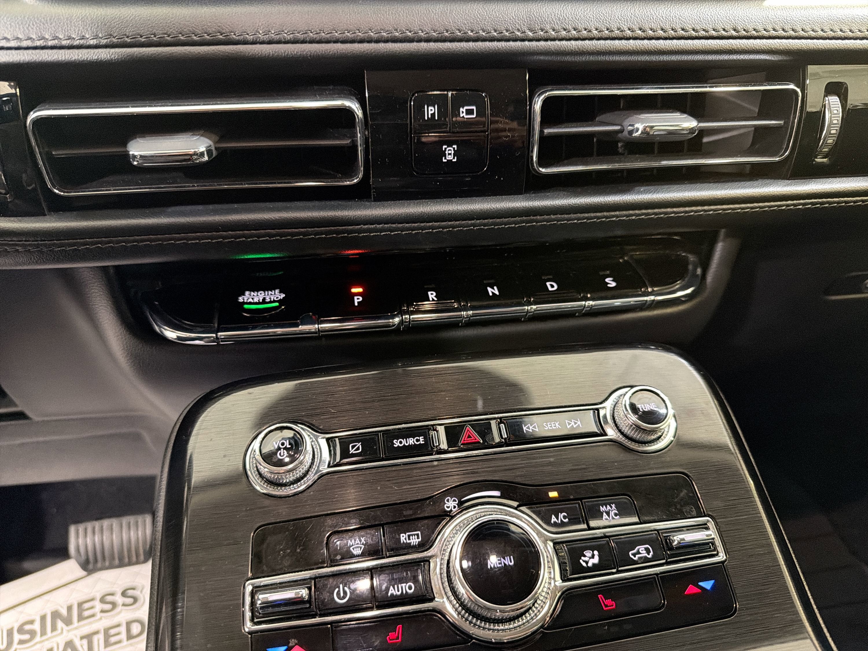 2023 Lincoln Nautilus Standard