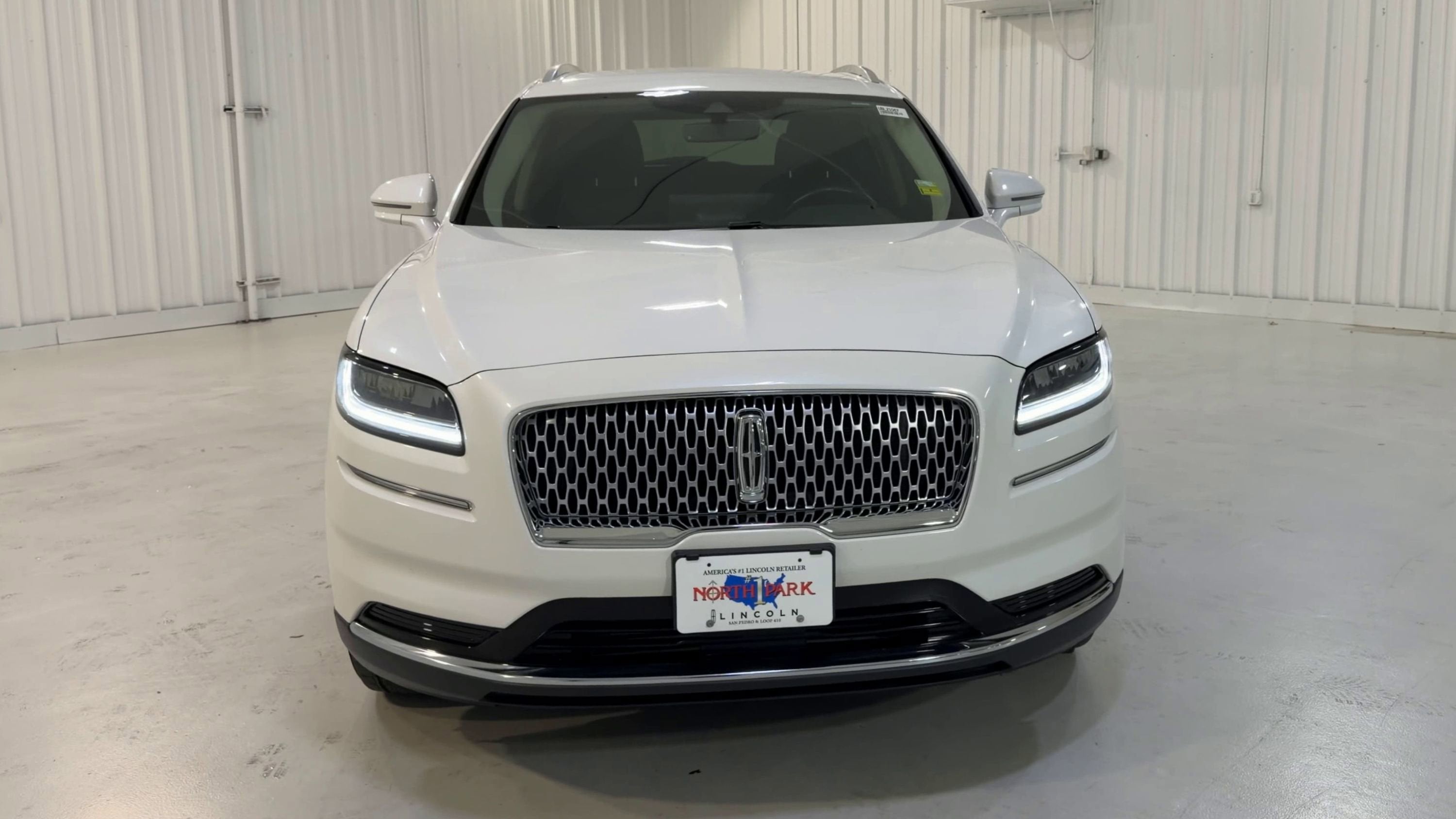 2023 Lincoln Nautilus Standard