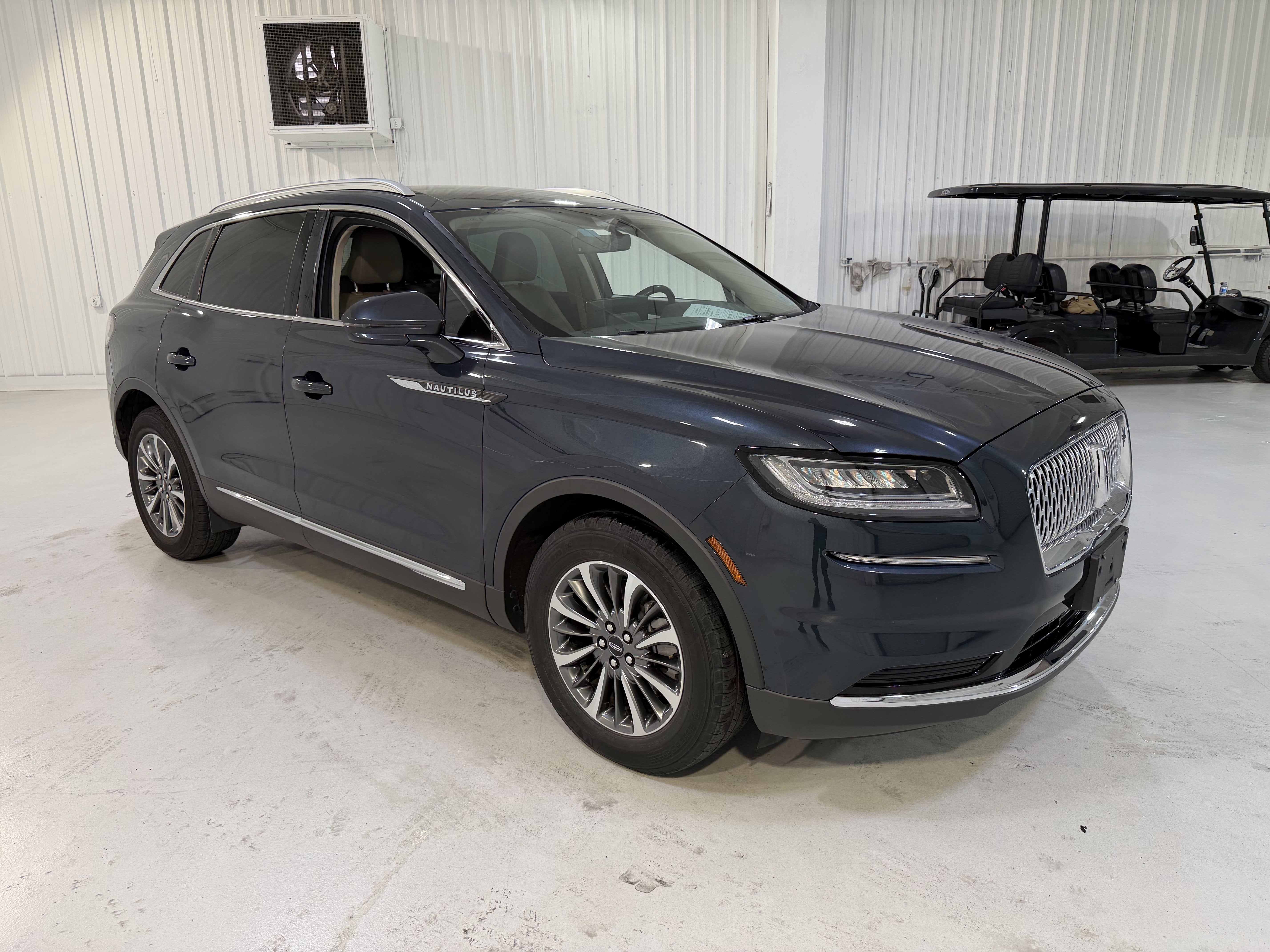 2023 Lincoln Nautilus Standard