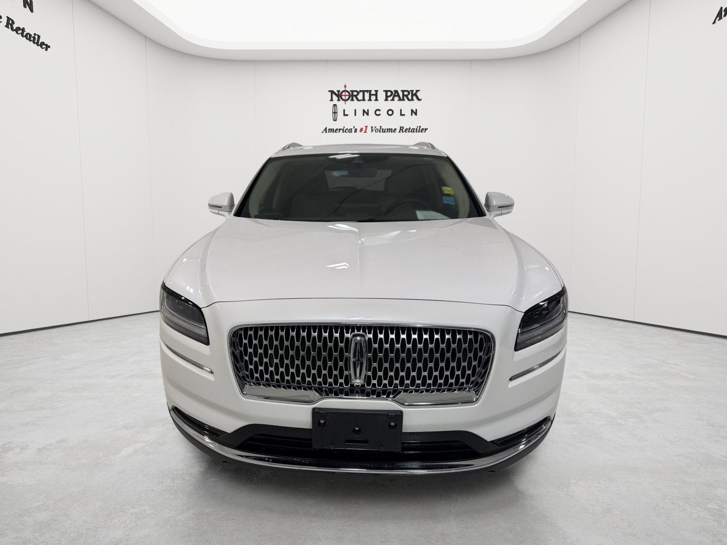2023 Lincoln Nautilus Standard