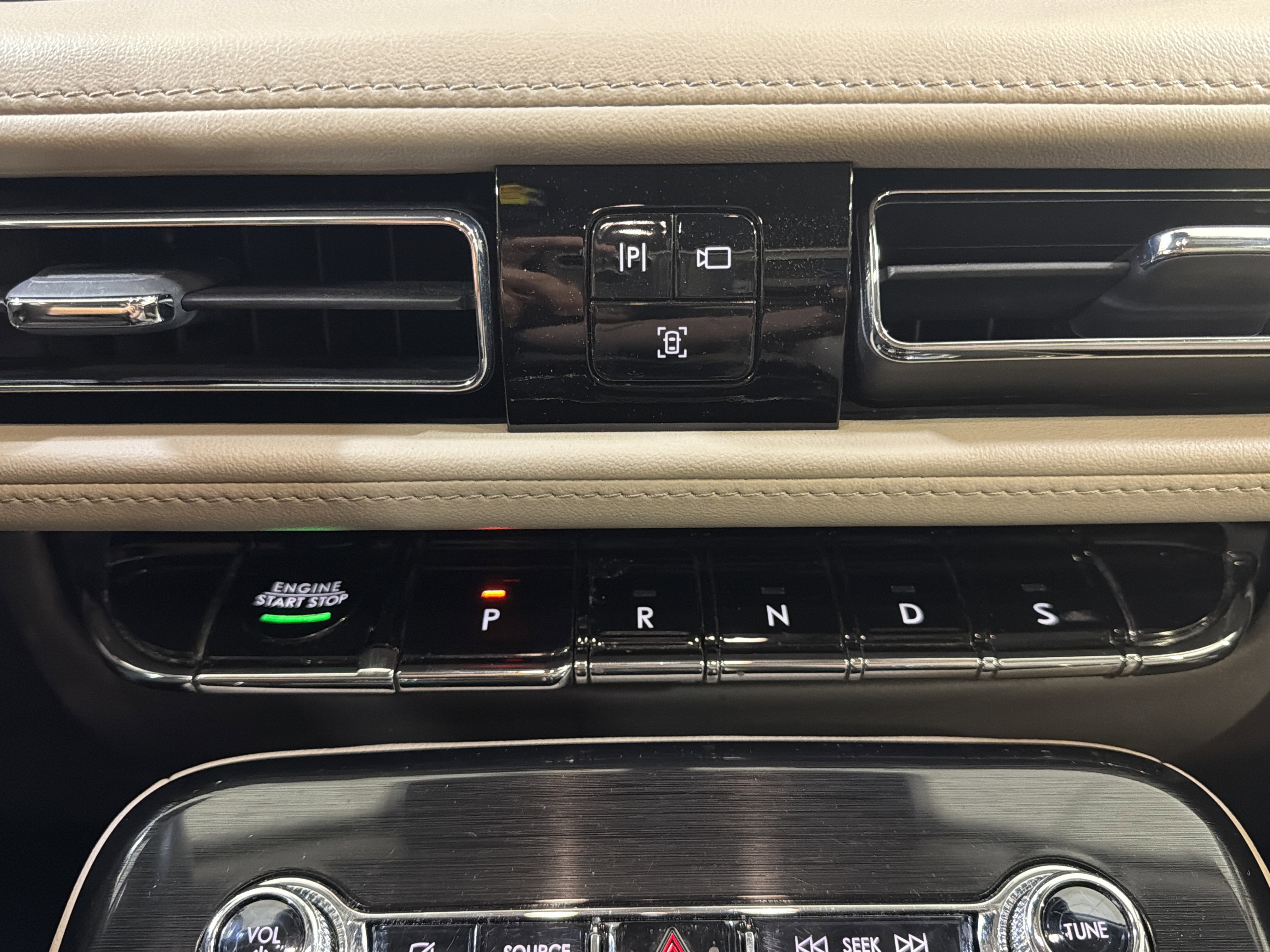 2023 Lincoln Nautilus Standard