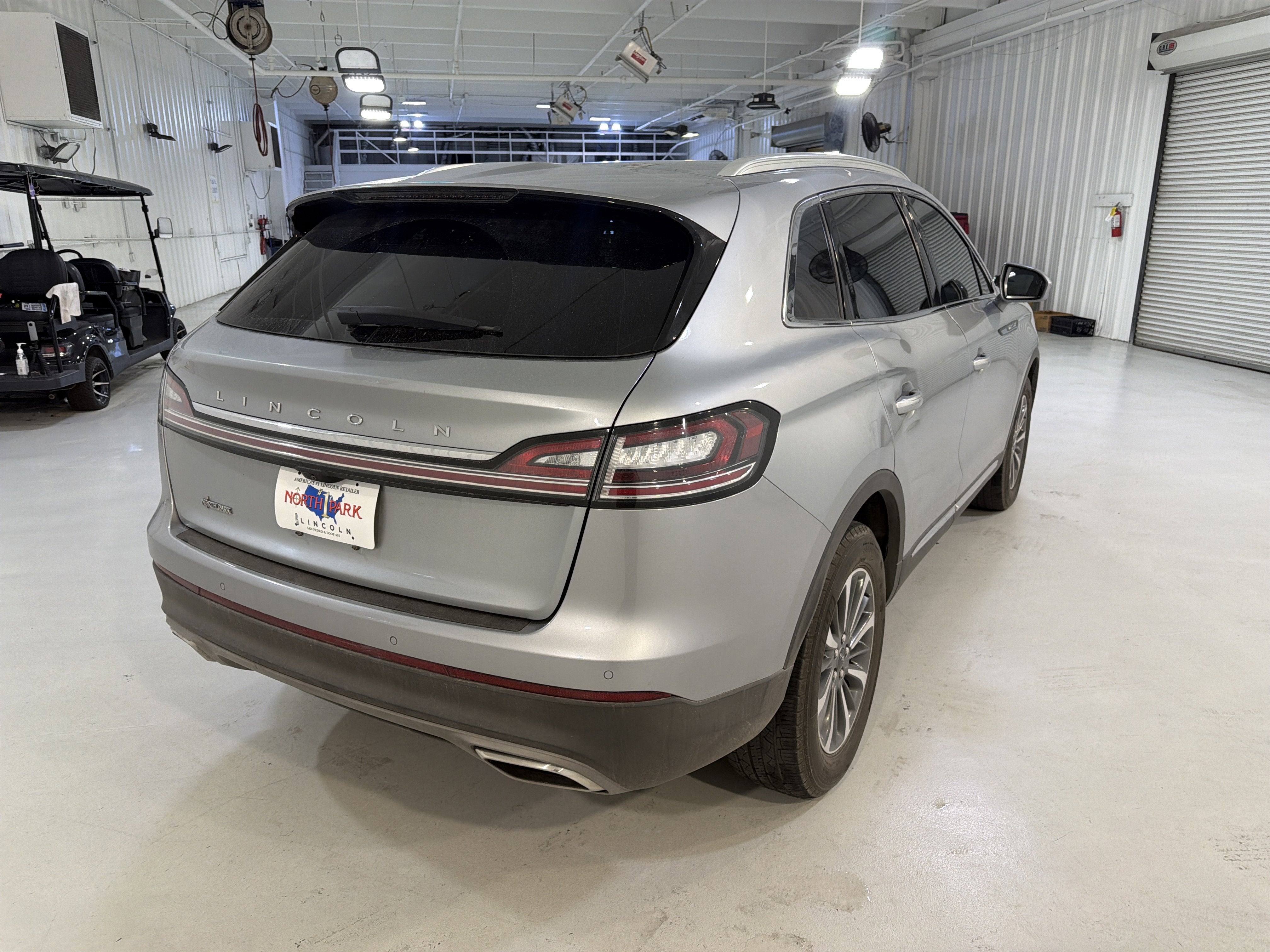 2023 Lincoln Nautilus Standard