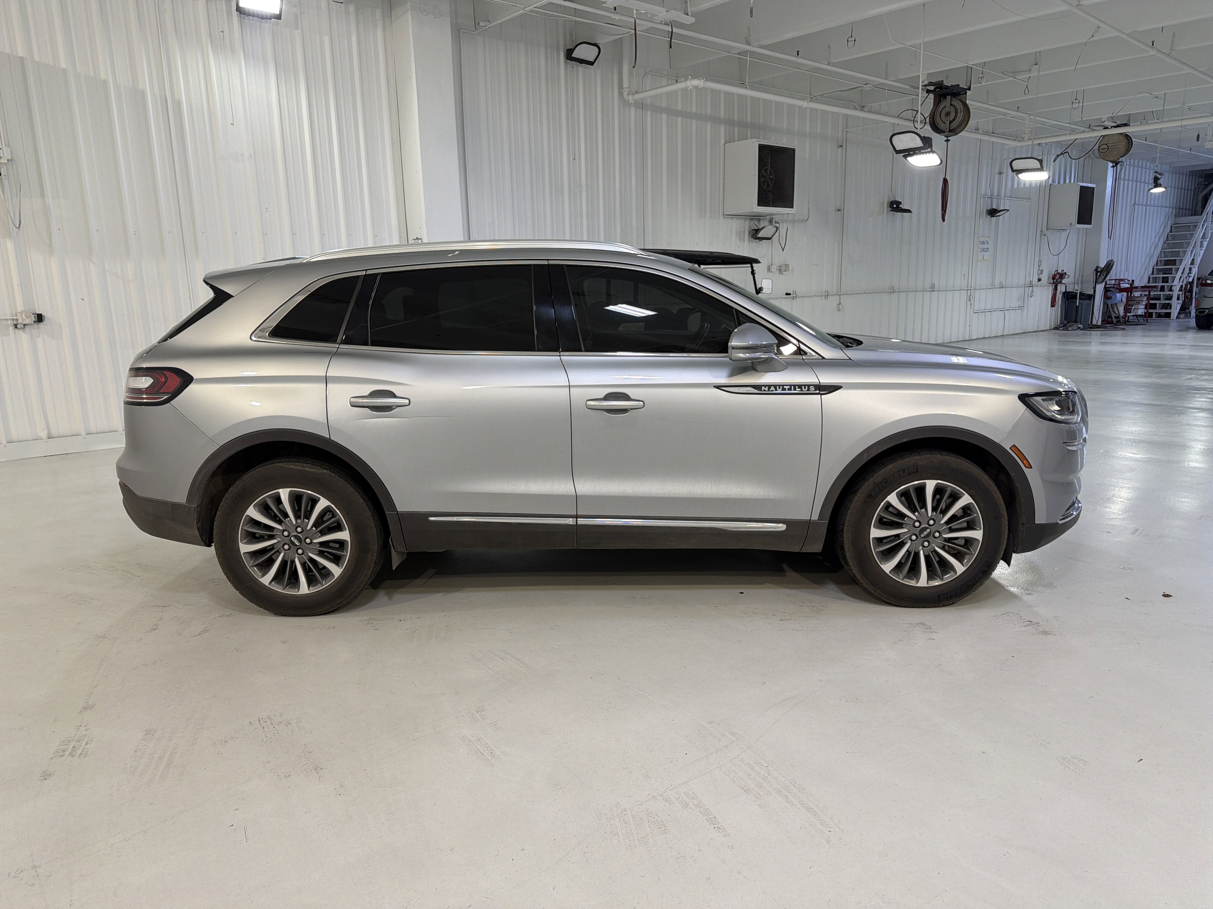 2023 Lincoln Nautilus Standard