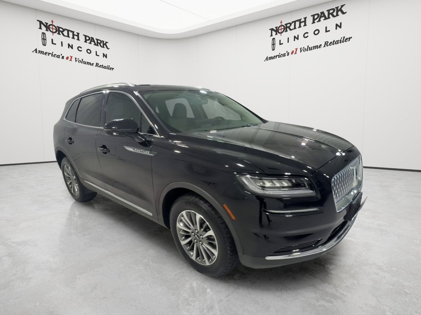 2023 Lincoln Nautilus Standard