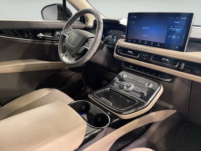 2023 Lincoln Nautilus Standard