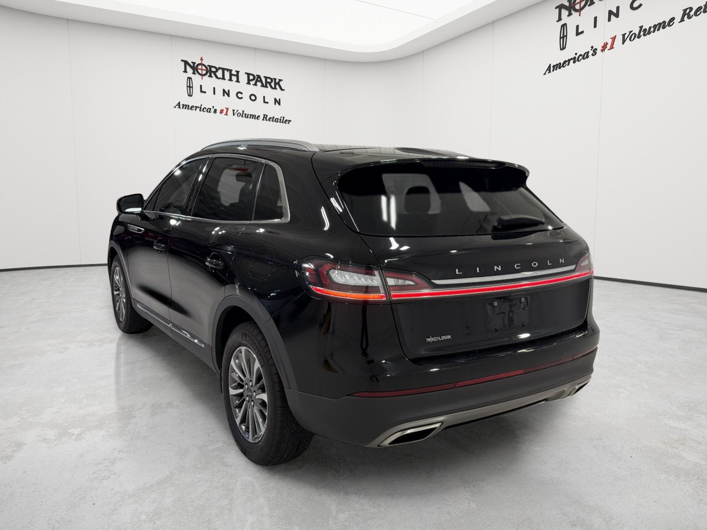 2023 Lincoln Nautilus Standard