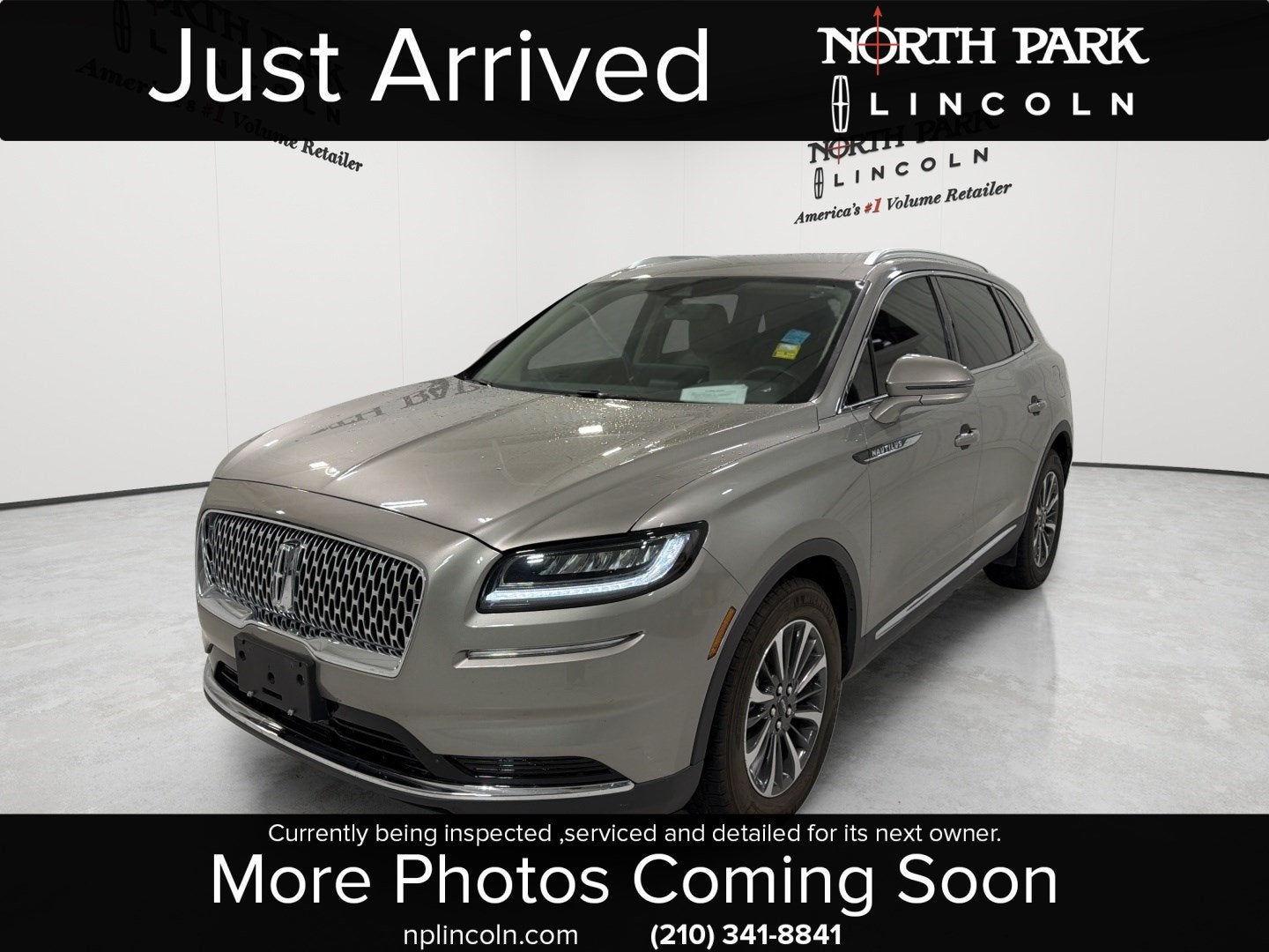 2023 Lincoln Nautilus Standard