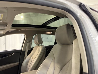 2021 Lincoln Nautilus Reserve