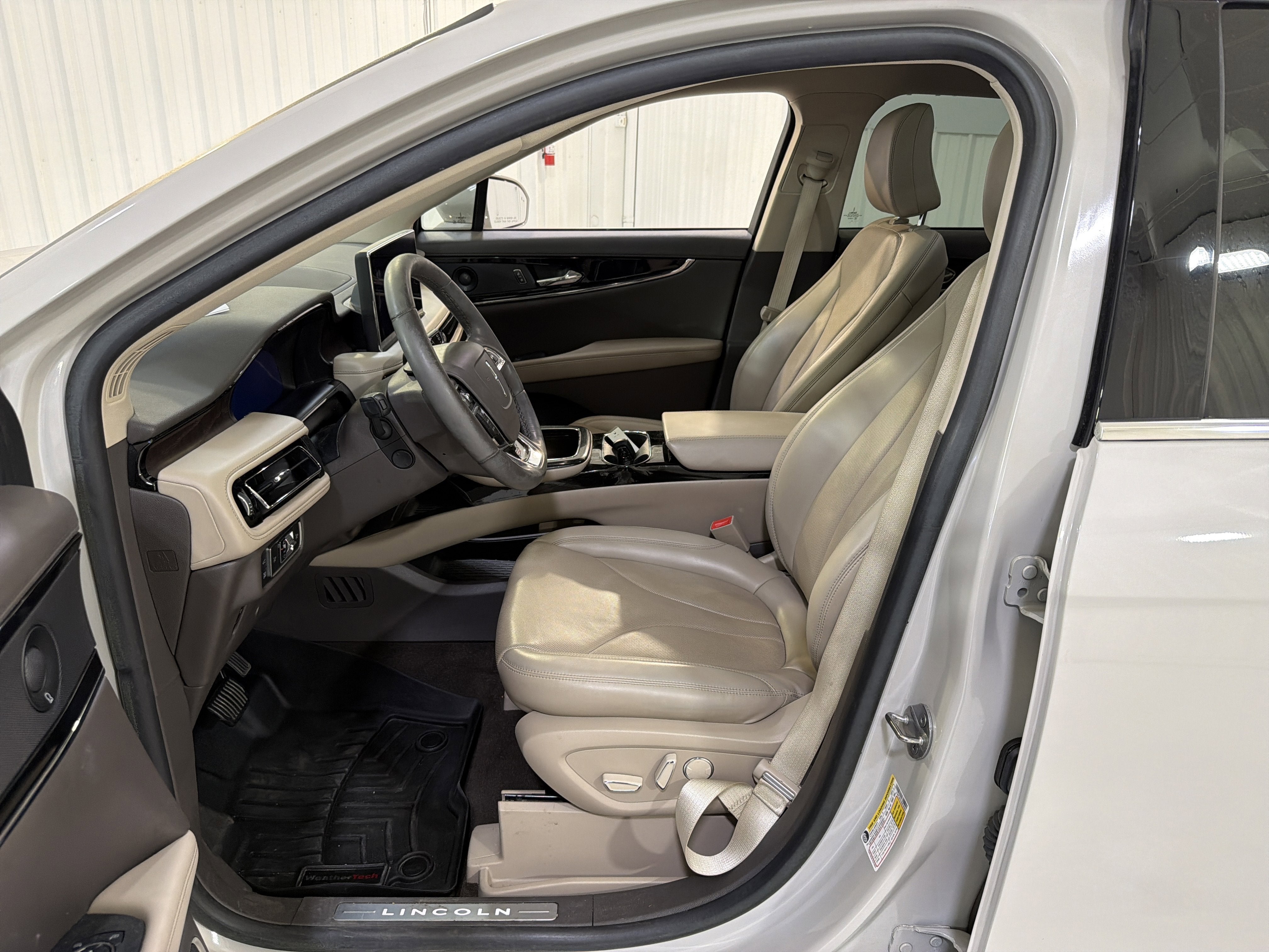 2021 Lincoln Nautilus Reserve