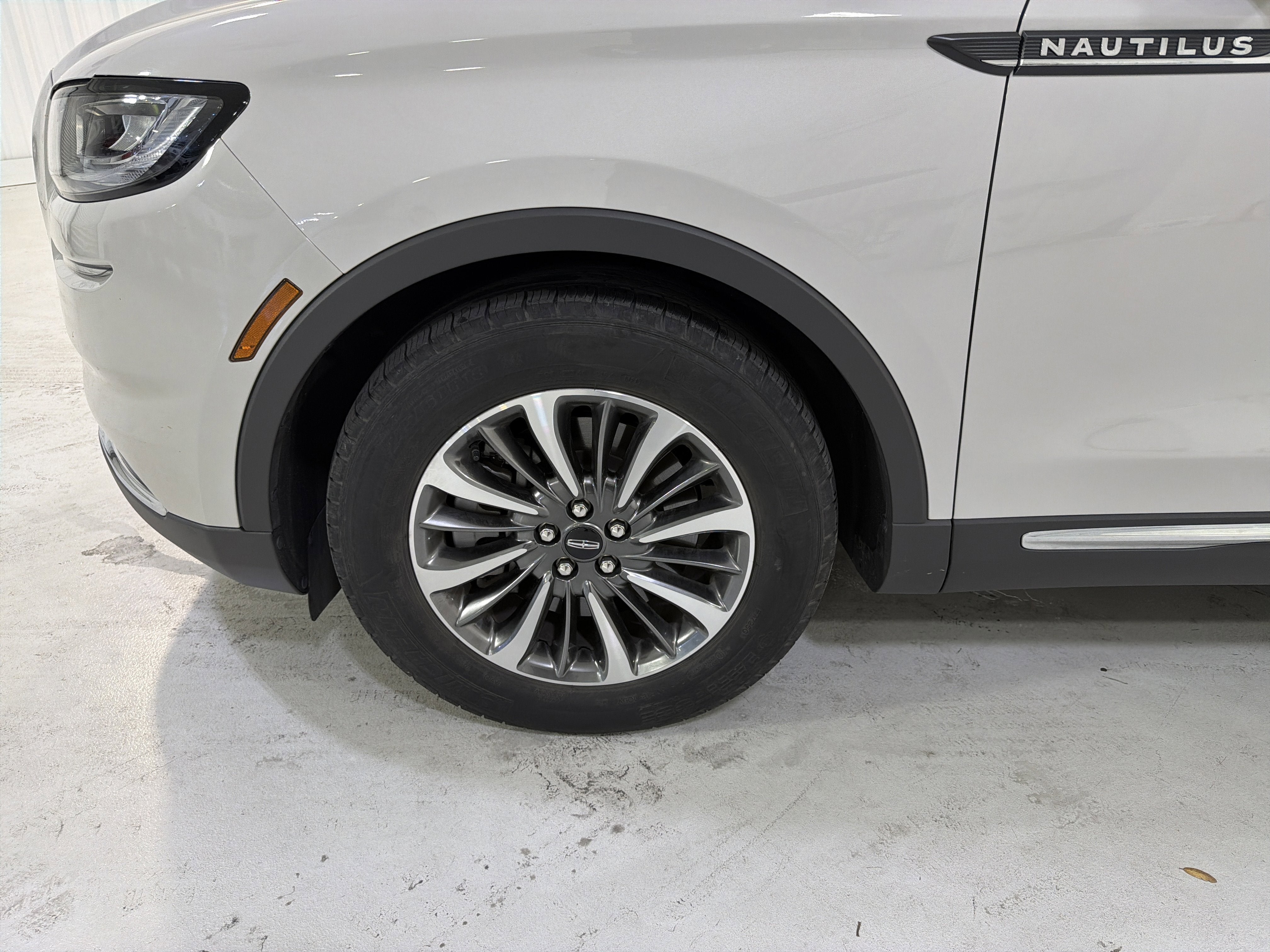 2021 Lincoln Nautilus Reserve