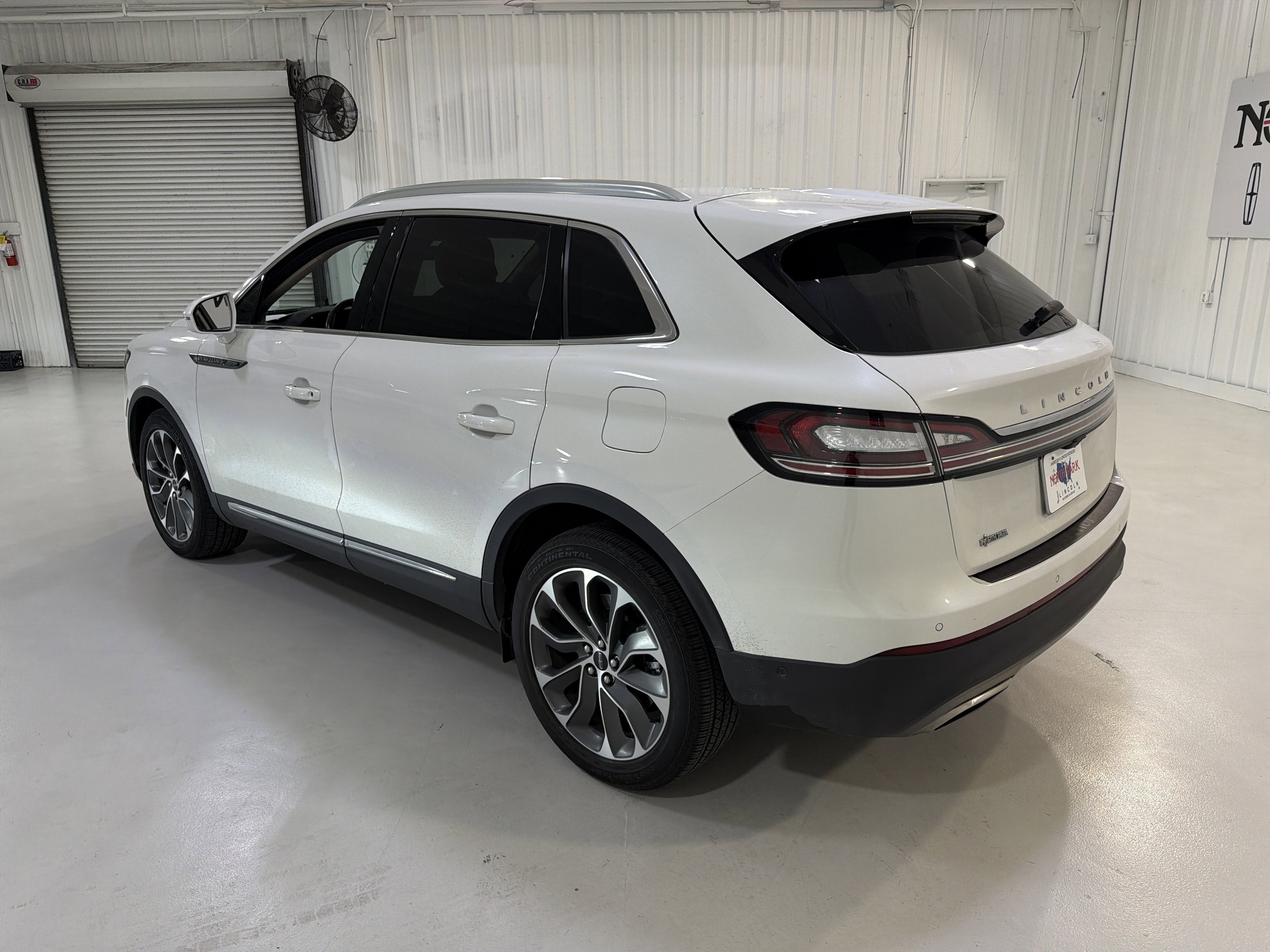 2023 Lincoln Nautilus Reserve