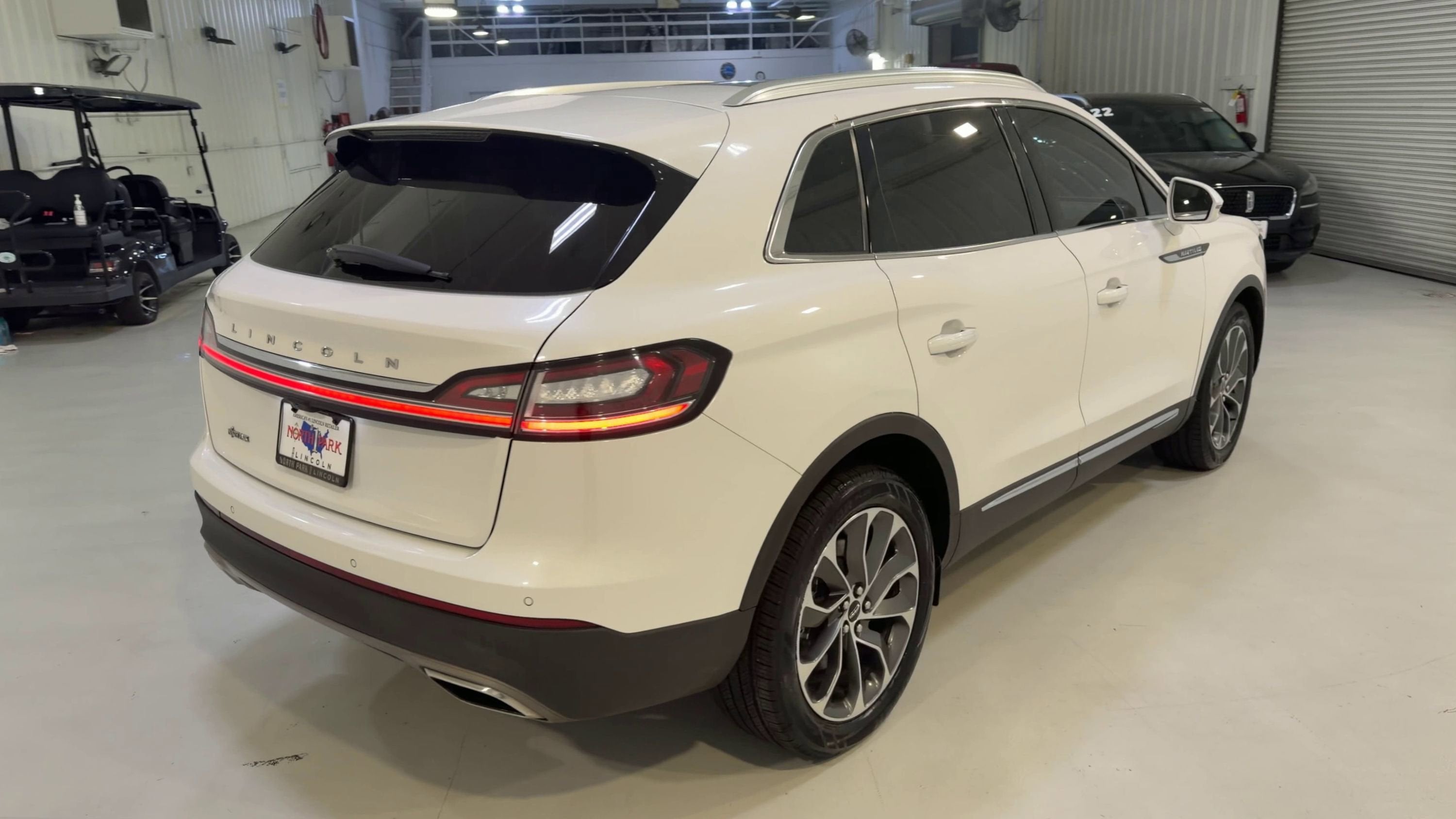 2023 Lincoln Nautilus Reserve