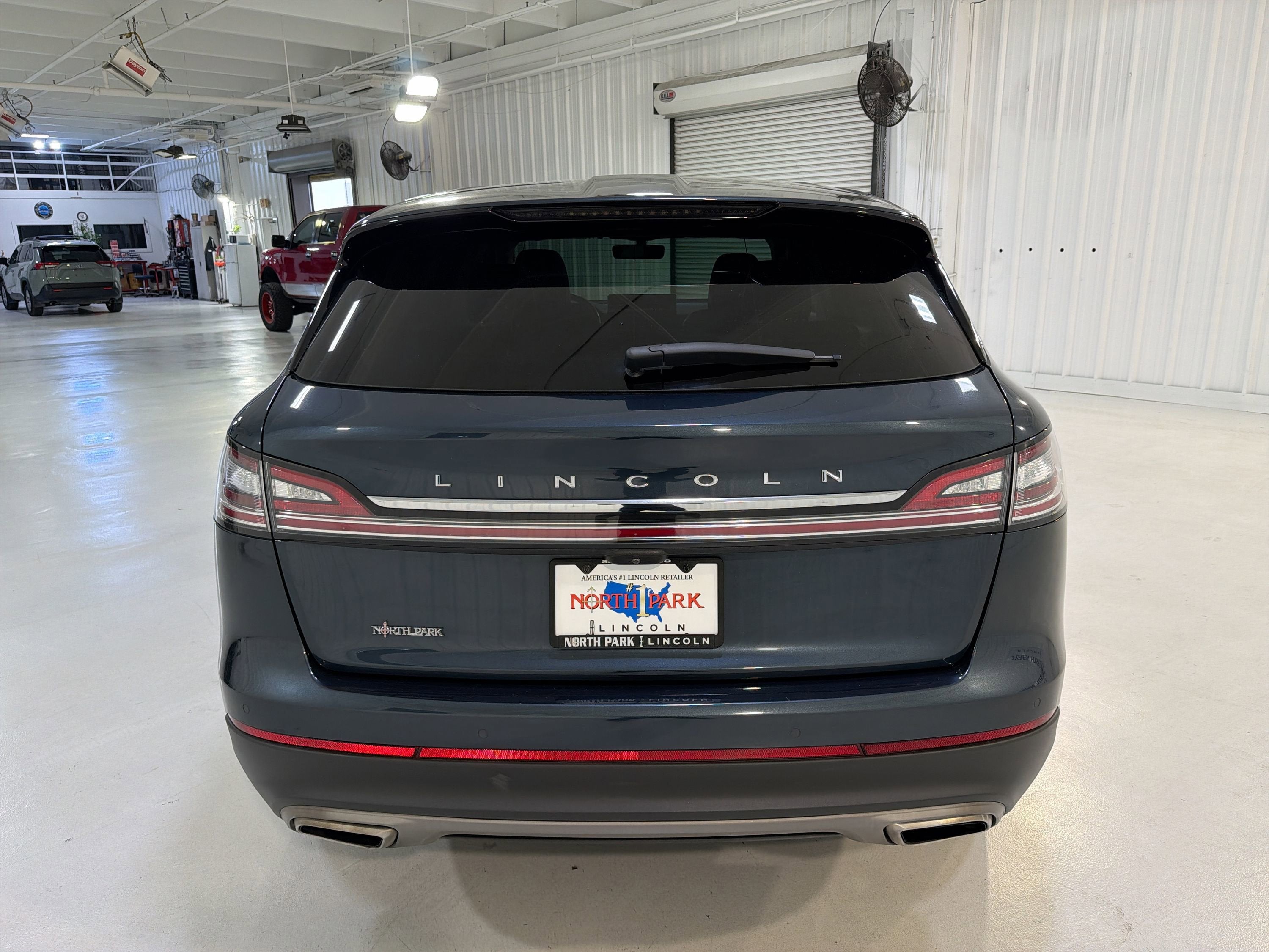 2022 Lincoln Nautilus Reserve