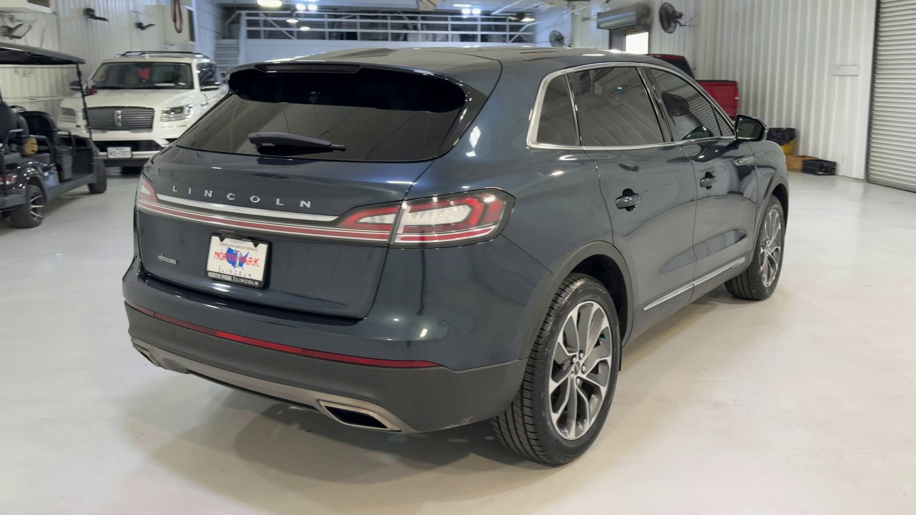 2022 Lincoln Nautilus Reserve