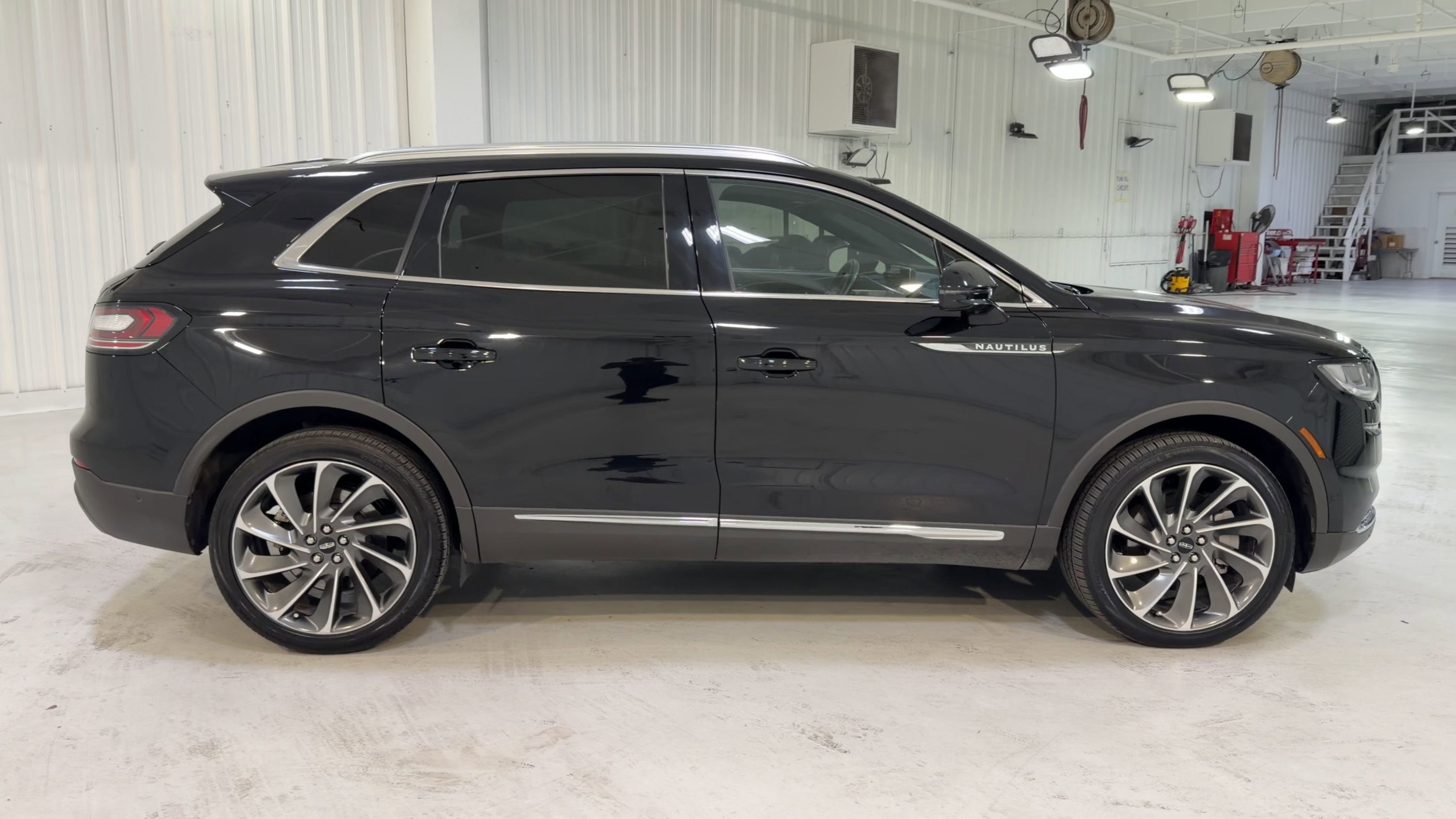 2022 Lincoln Nautilus Reserve