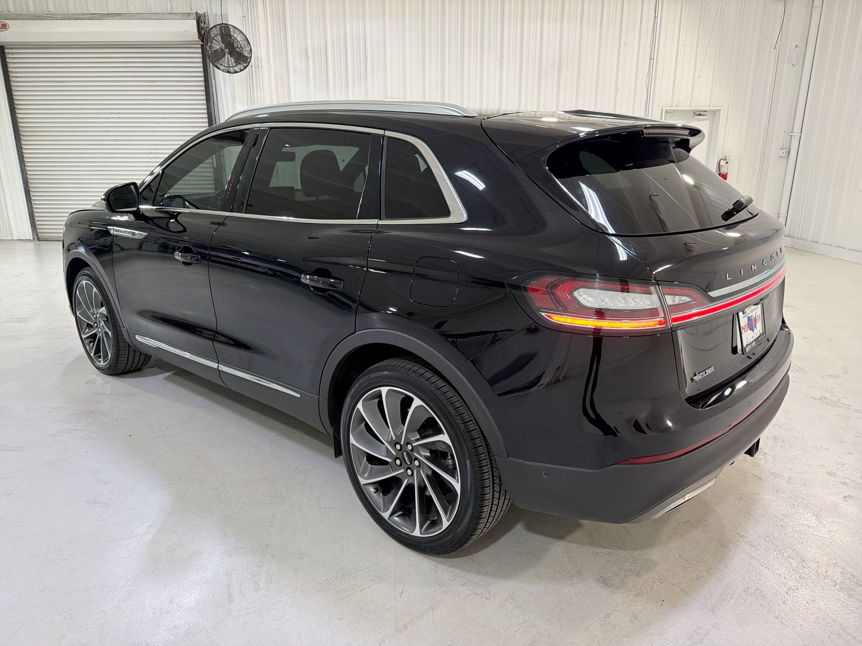 2022 Lincoln Nautilus Reserve