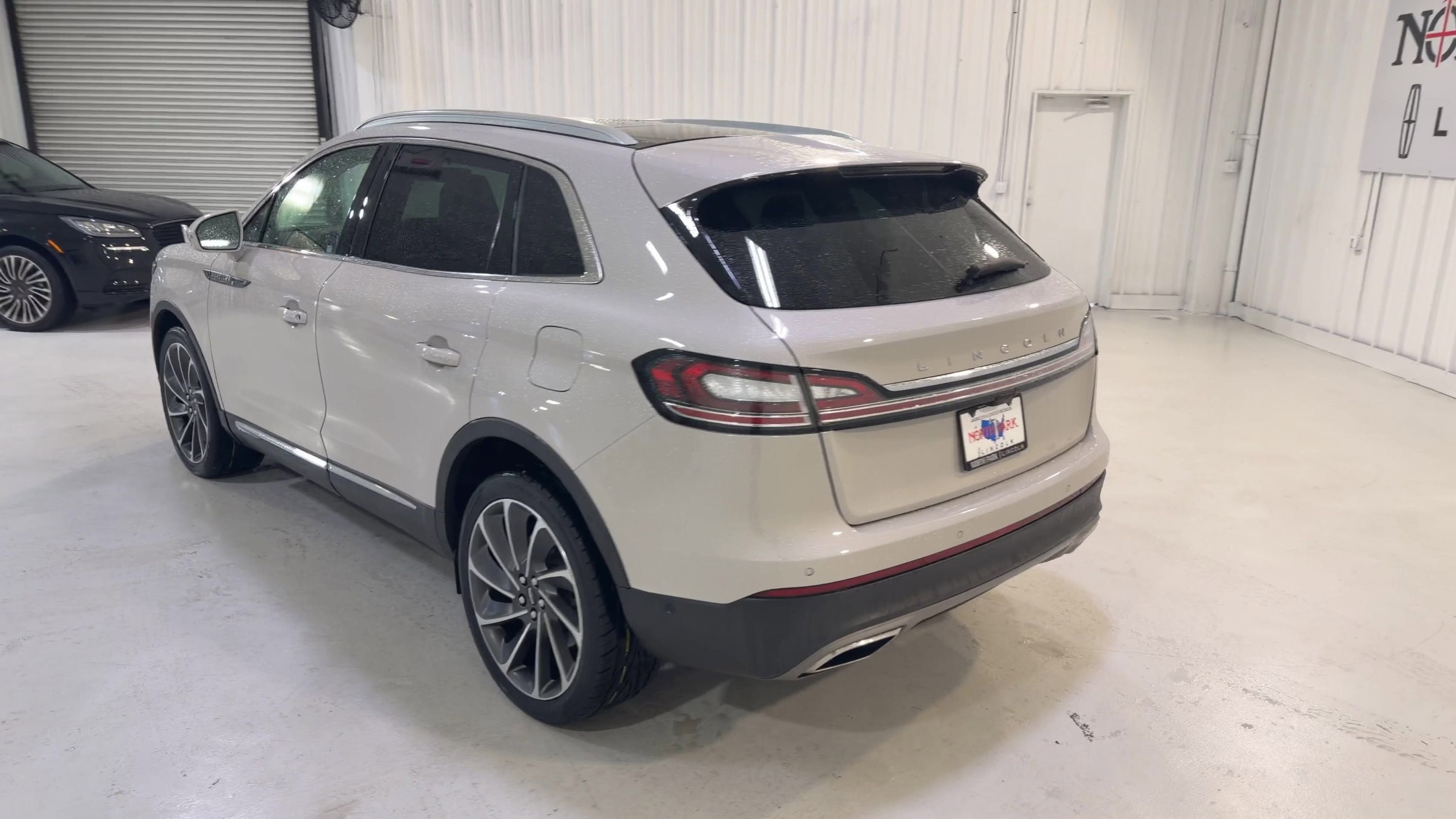 2022 Lincoln Nautilus Reserve