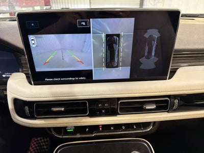 2021 Lincoln Nautilus Black Label