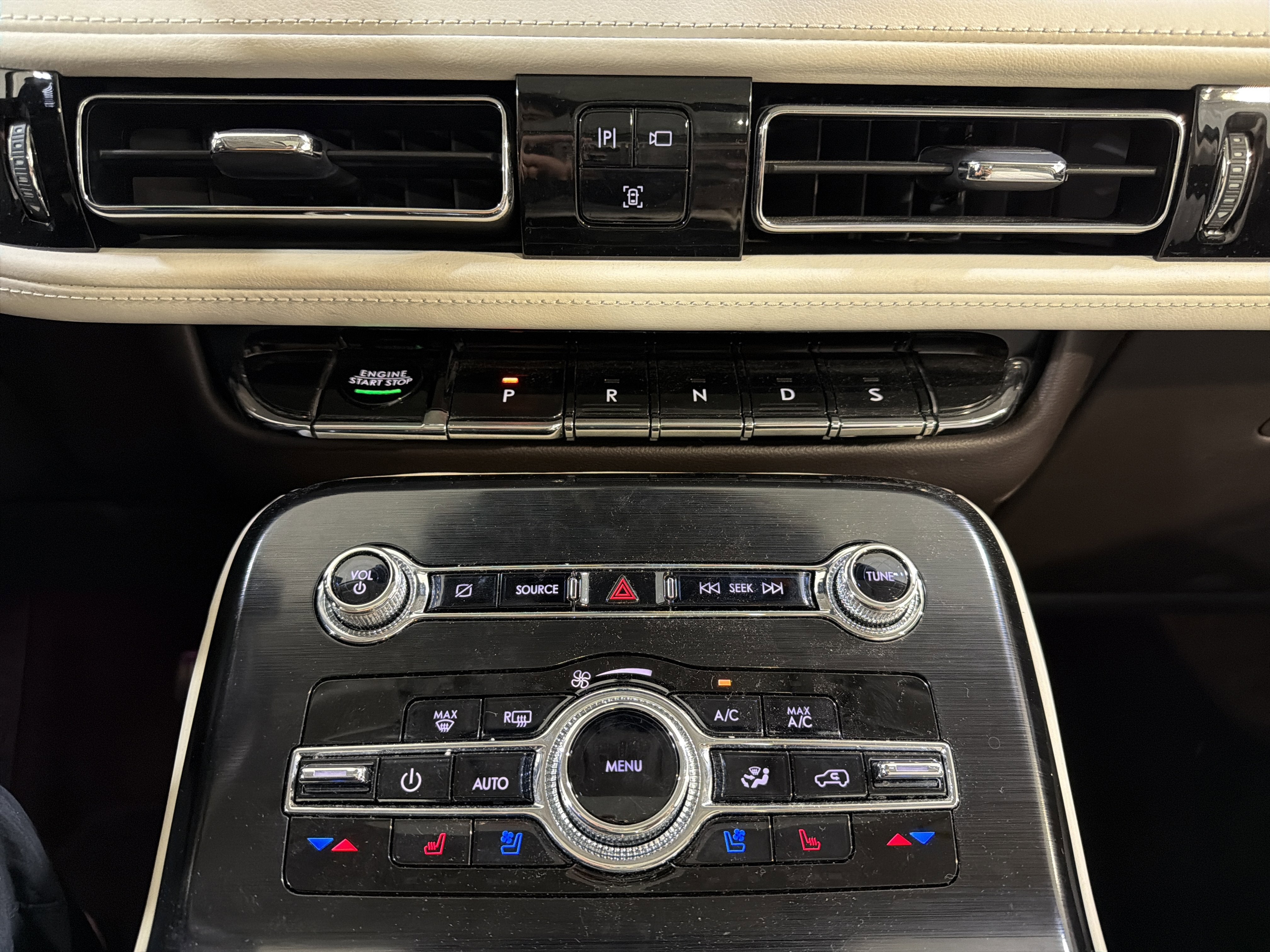 2021 Lincoln Nautilus Black Label