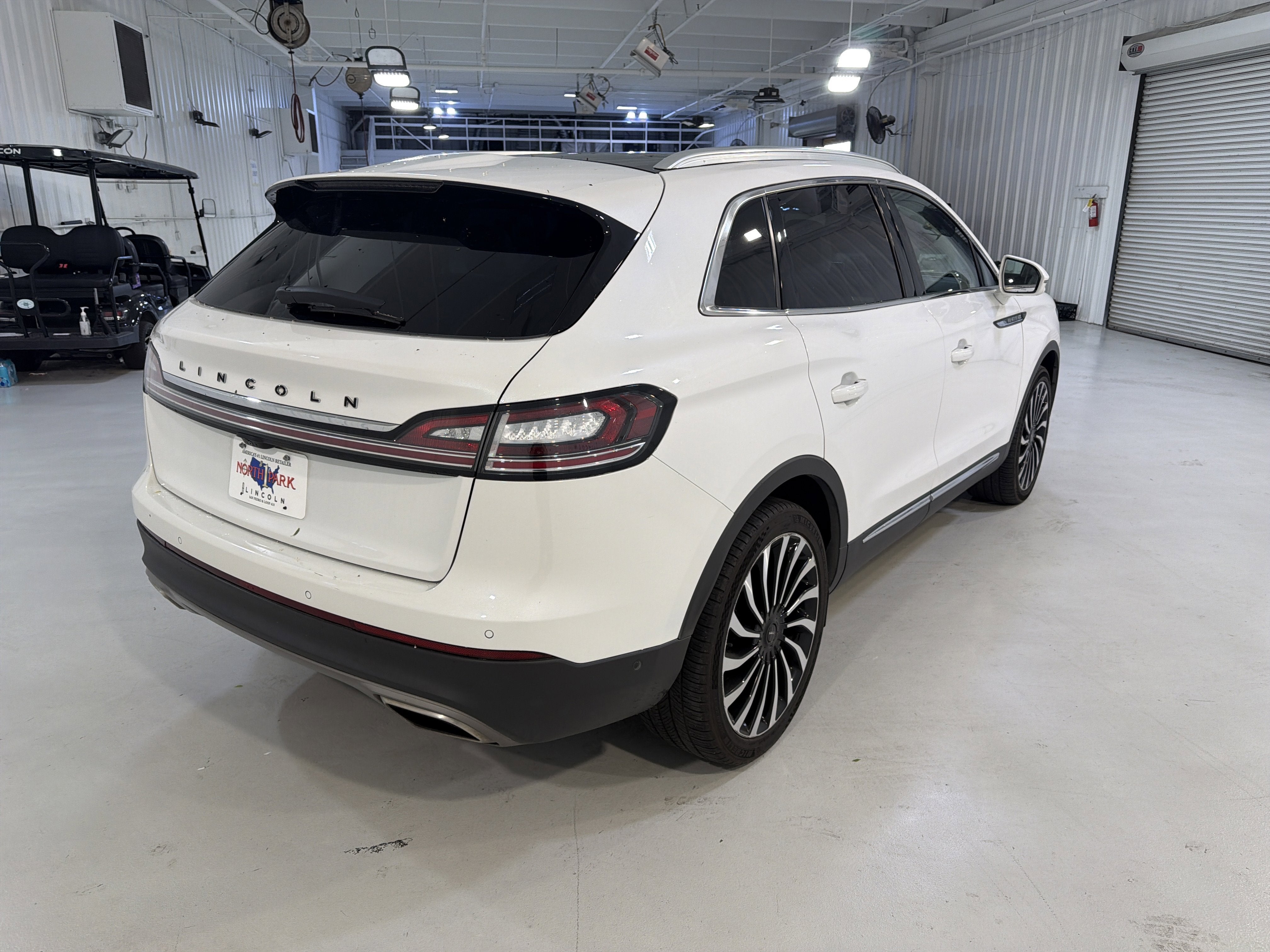 2021 Lincoln Nautilus Black Label