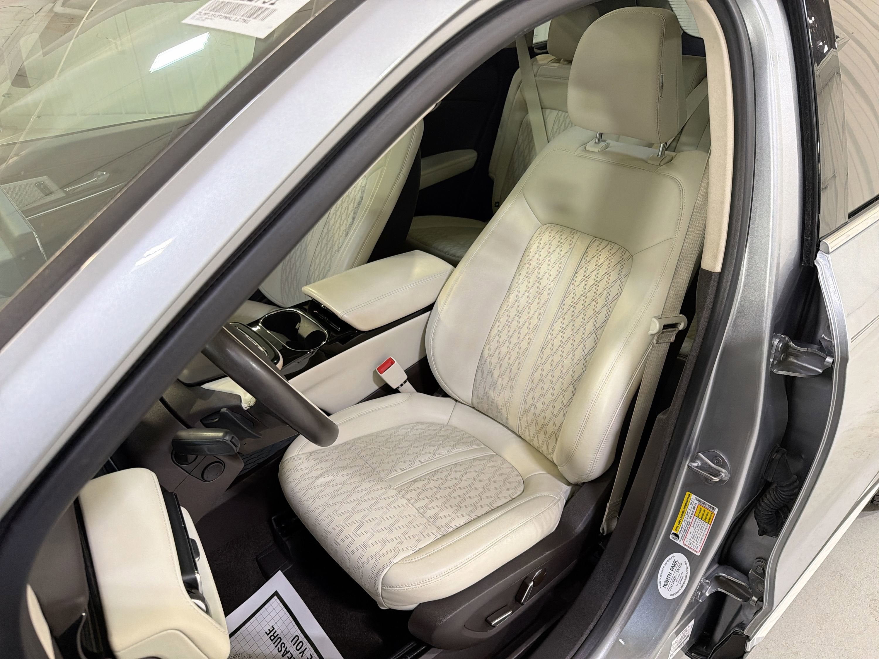 2022 Lincoln Nautilus Black Label