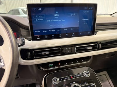 2022 Lincoln Nautilus Black Label