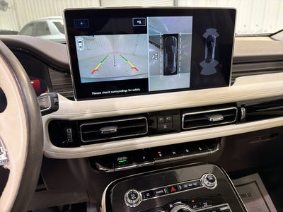 2022 Lincoln Nautilus Black Label